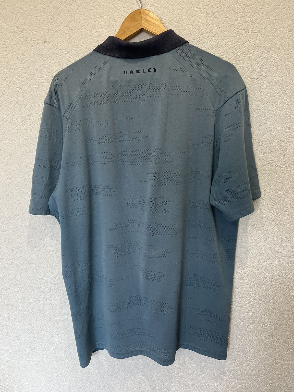 Vintage Vintage Oakley Blue Polo T Shirt Tee Size US XL / EU 56 / 4 - 6 Thumbnail