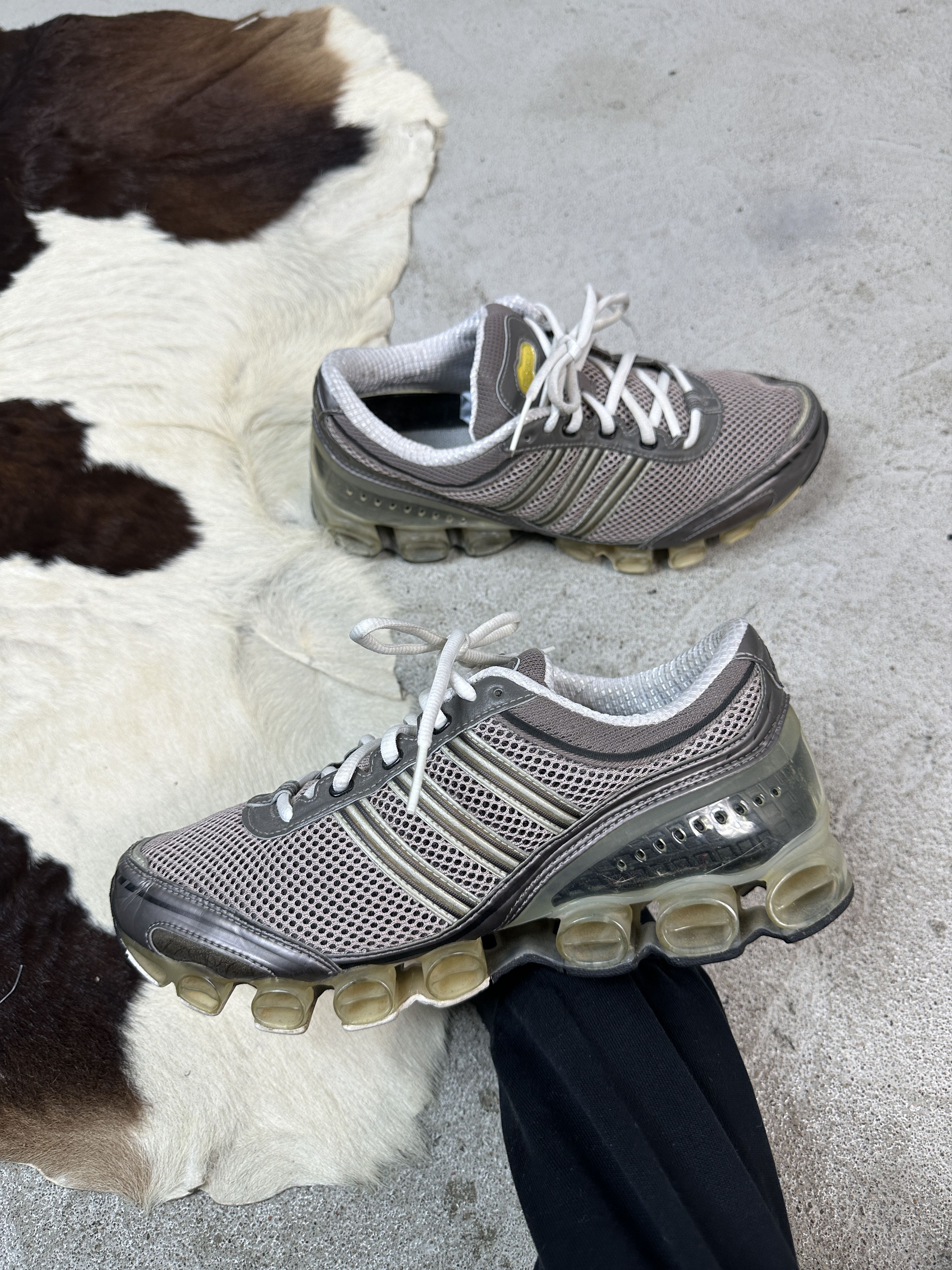 Adidas  Vintage Vintage Adidas Bounce Hip-Hop Y2K shoes | Grailed