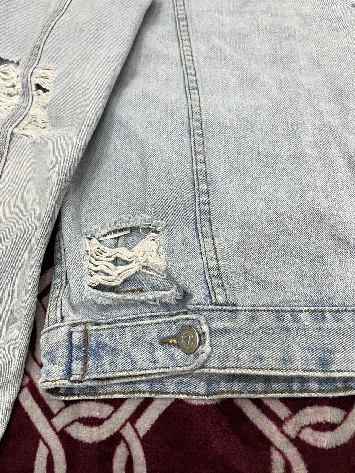 Asos Asos Ripped Trucker Denim Jacket Size US L / EU 52-54 / 3 - 17 Thumbnail