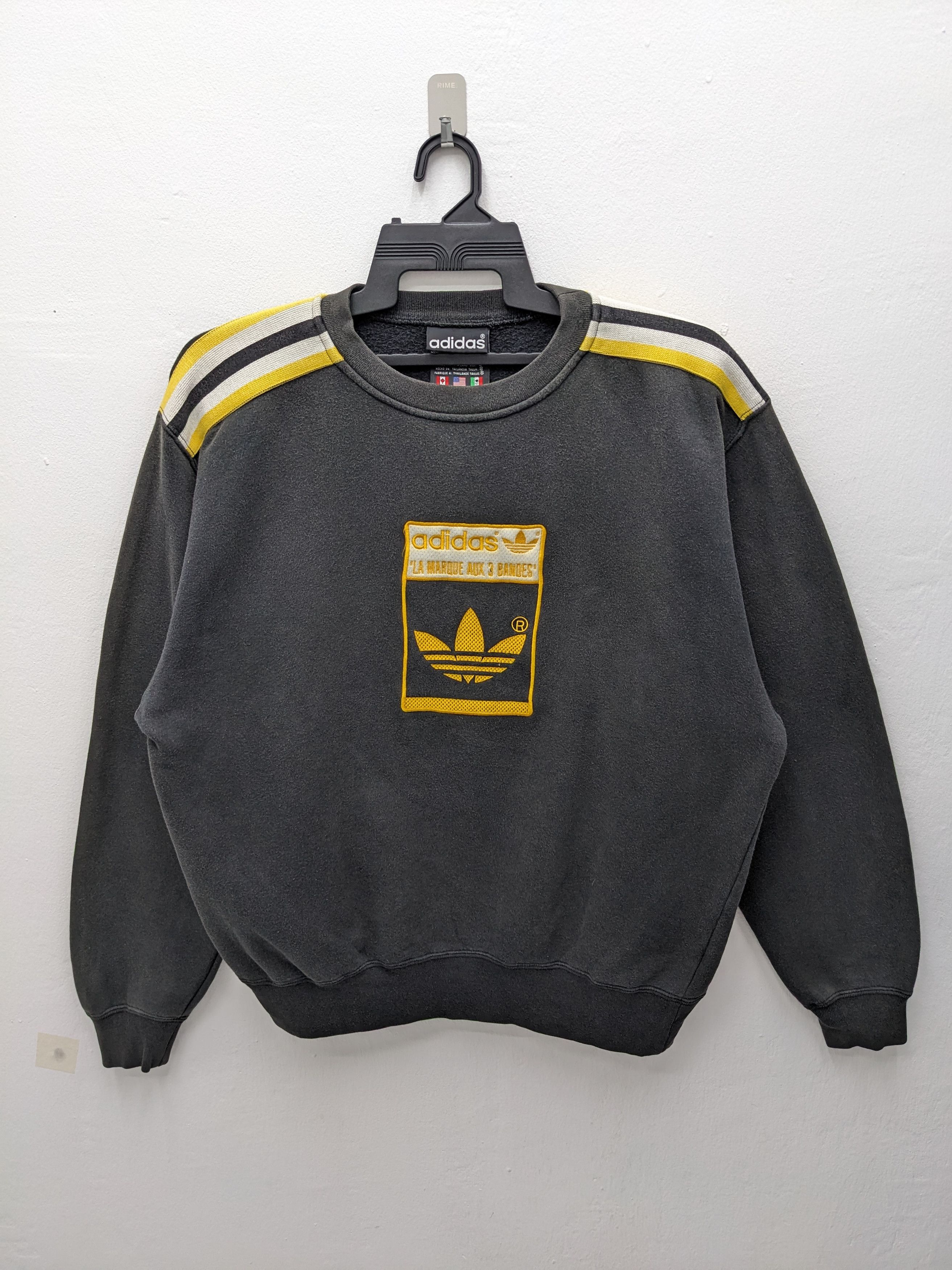 Adidas Vintage 90s Adidas Sweatshirt La Marque Aux 3 Bandes Size US S / EU 44-46 / 1 - 2 Thumbnail