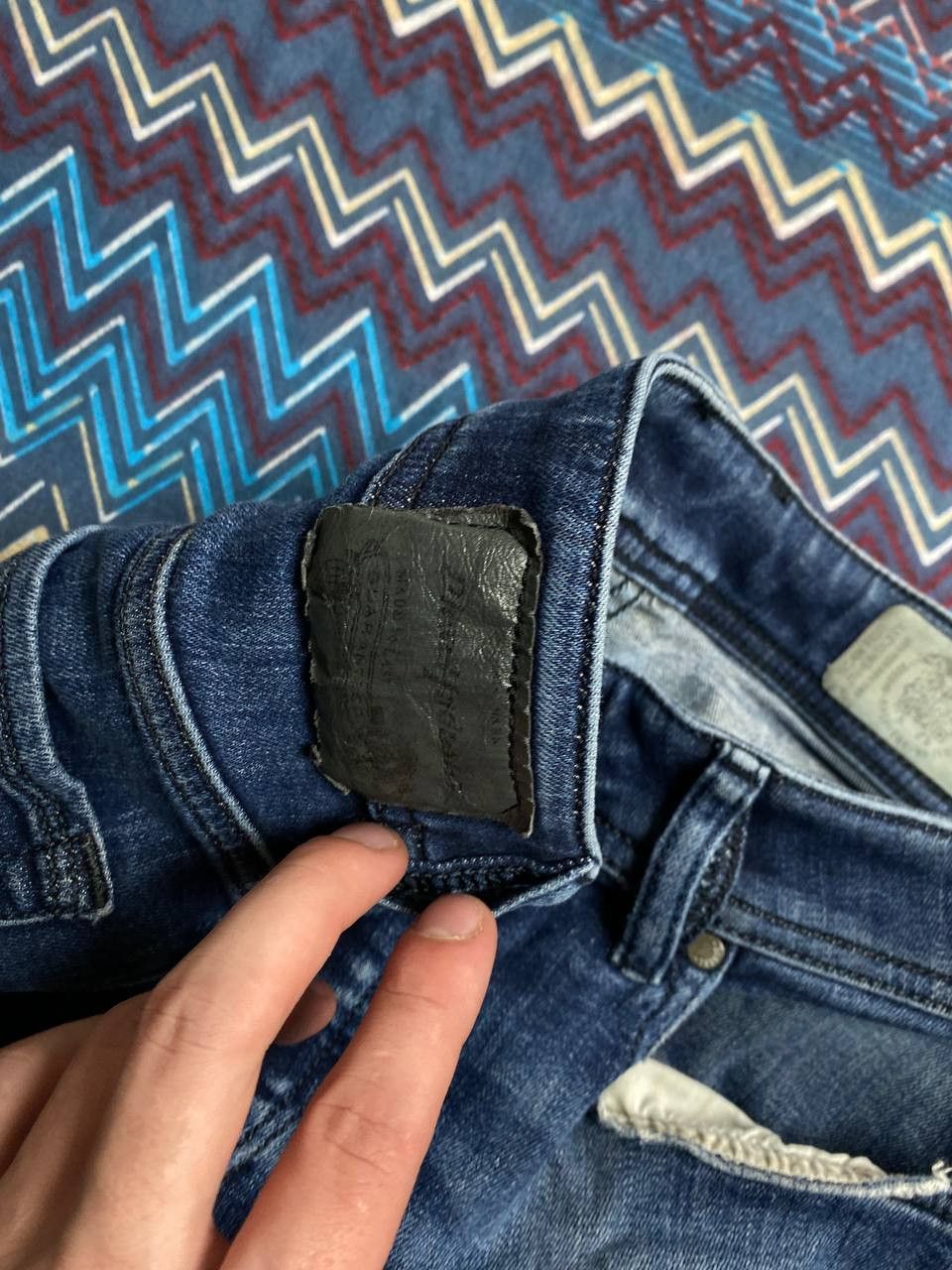 Diesel × Vintage Diesel Distressed Dirty Ripped Slim Skinny Wash Denim Jeans Size US 28 / EU 44 - 5 Thumbnail