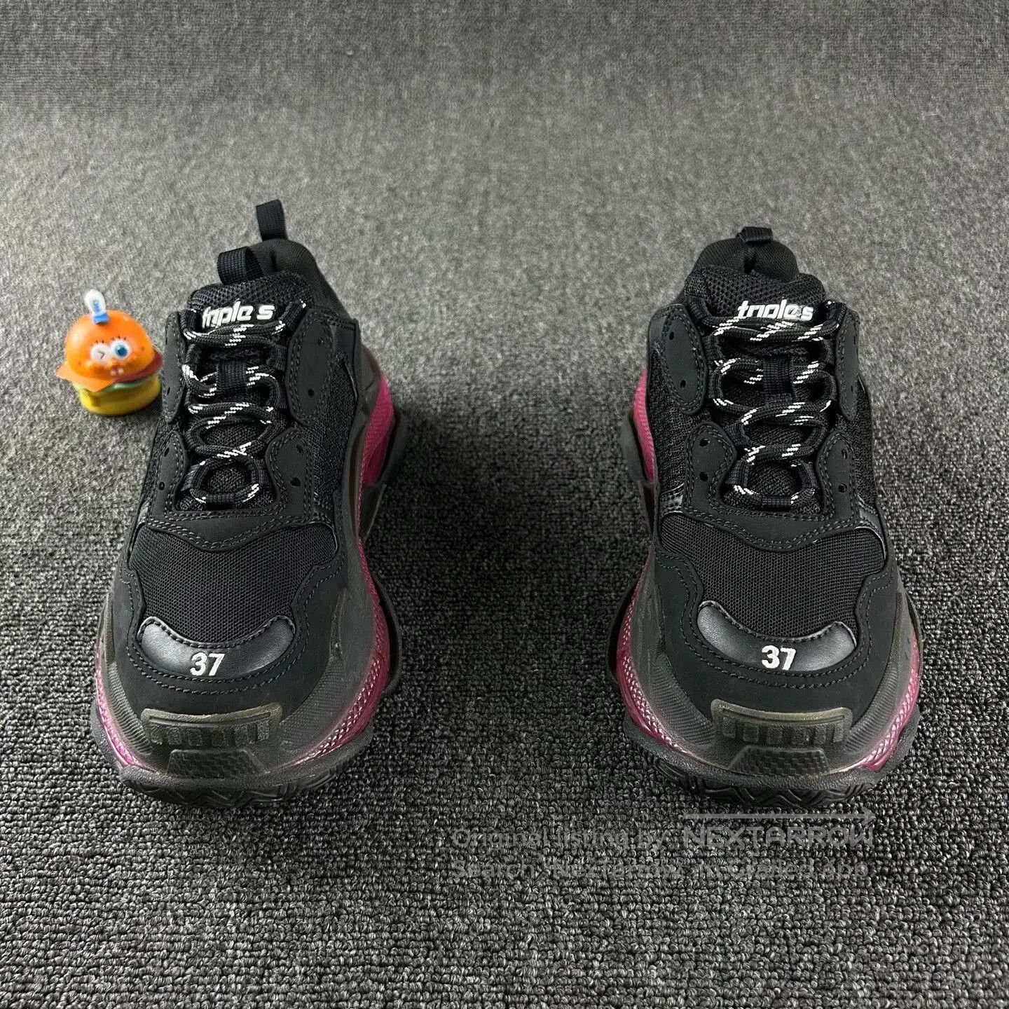 Balenciaga Balenciaga Triple S Sneakers in Black and Pink. Size US 7 / IT 37 - 2 Thumbnail