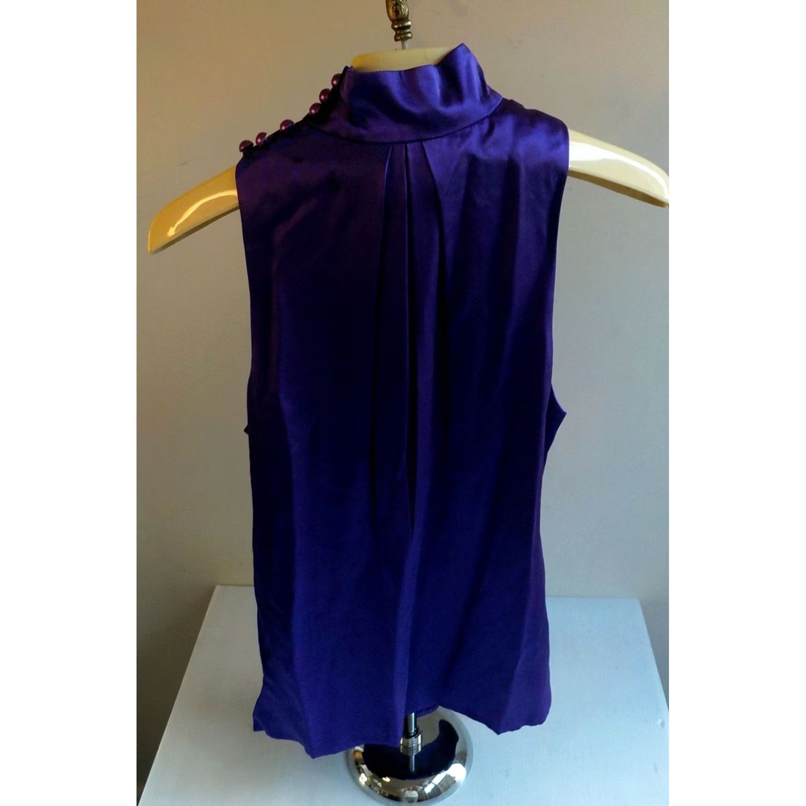 Vintage ST. A Purple 100% Silk High Collar Button Neckline Sleeveless Blouse - Size 10 - Tunic - Regular - Womens Size L / US 10 / IT 46 - 4 Thumbnail