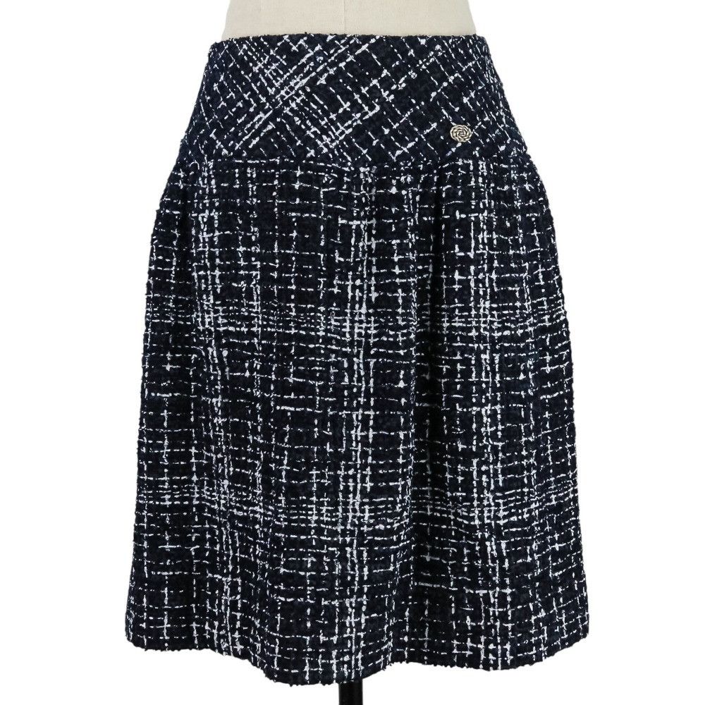 Chanel Chanel Chanel Coco Mark Plate Tweed Print Skirt Others Skirts P49148 DUTY FREE for USA Size ONE SIZE - 1 Thumbnail