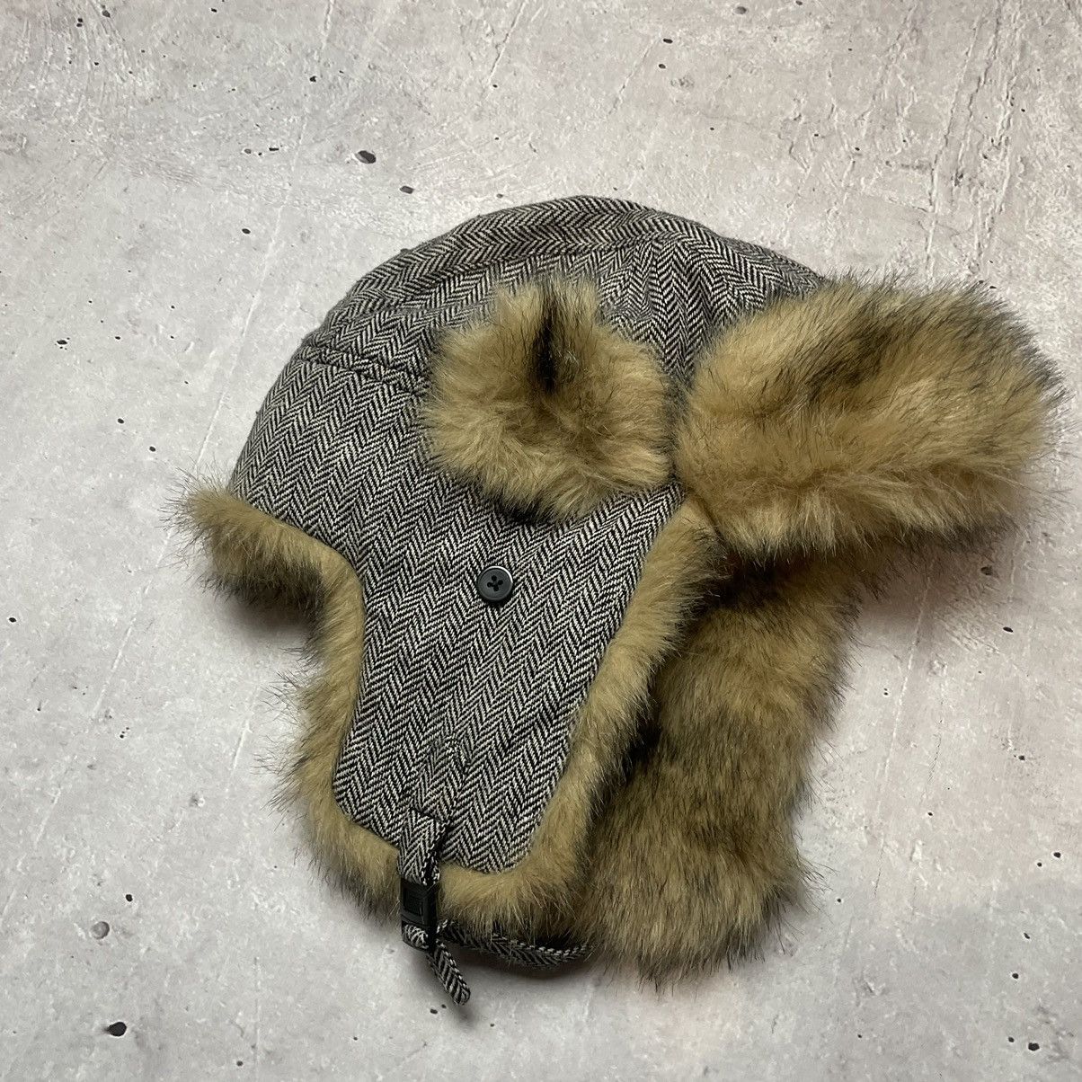Vintage Vintage Hat Ushanka Mohair Fuzzy Y2K Cap Size ONE SIZE - 6 Thumbnail