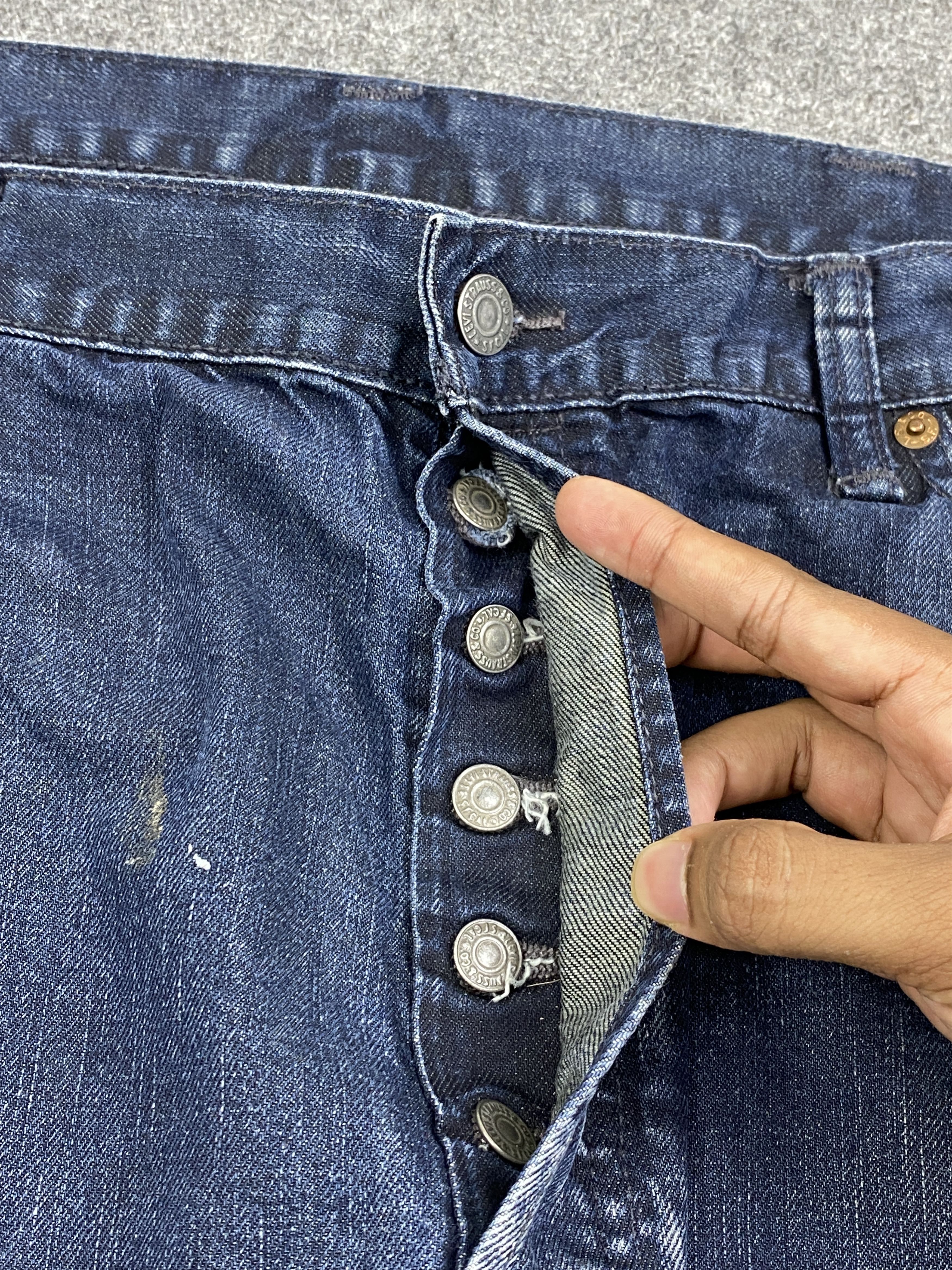 Levi's × Vintage Faded Blue Vintage Levi's 501 Jeans Size US 39 - 11 Thumbnail