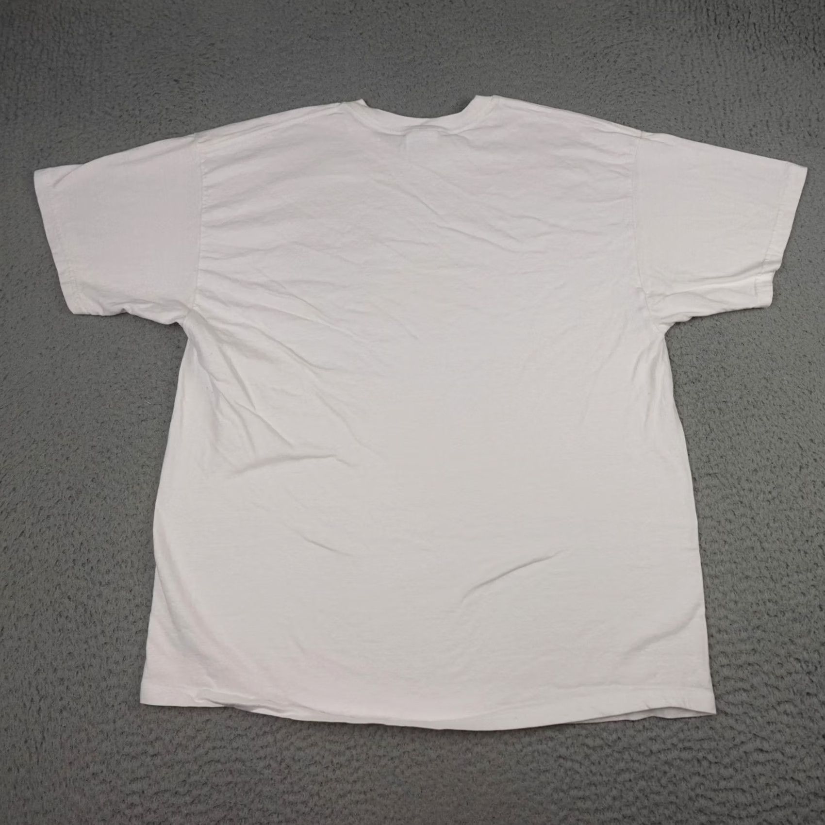 Hanes VINTAGE Hanes Snickers Shirt Mens XL White Graphic Print 90s Promo Tee Mens Size US XL / EU 56 / 4 - 7 Thumbnail