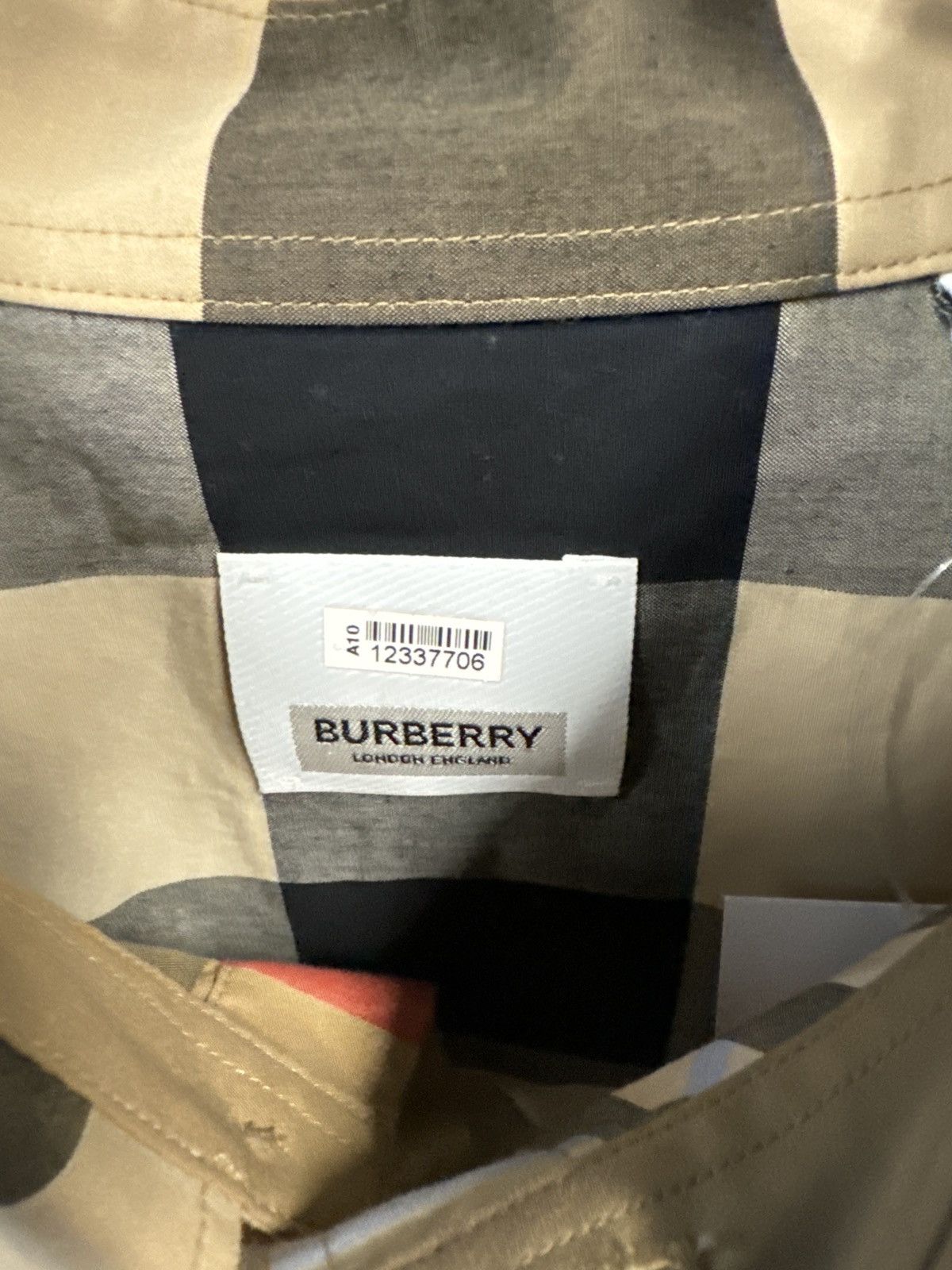 Burberry Long sleeve multicolor button up Size US L / EU 52-54 / 3 - 5 Thumbnail
