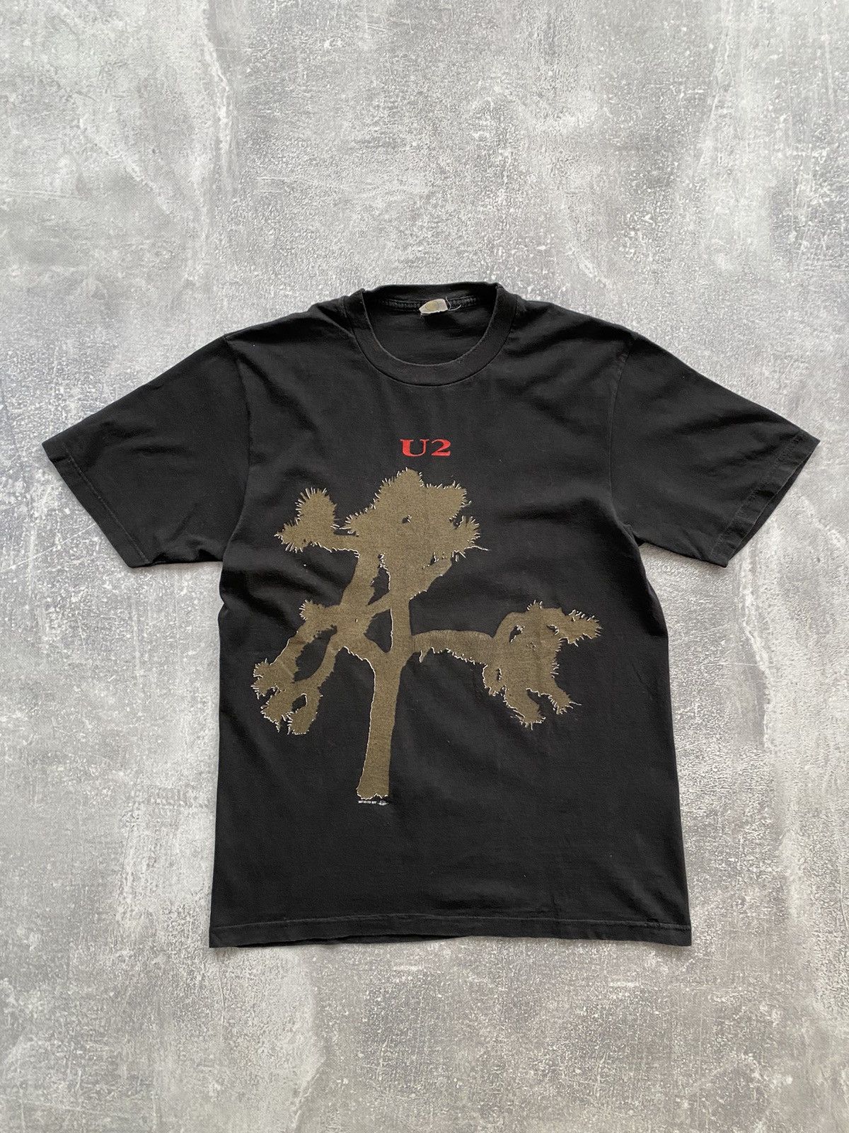 Band Tees × Vintage Vintage 1987 U2 Joshua Tree Tour Sunny Faded Size US S / EU 44-46 / 1 - 1 Thumbnail