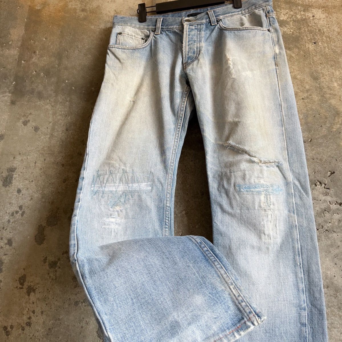 Prada 2000’s Prada Light Wash Thrashed Repair Denim Size US 32 / EU 48 - 4 Thumbnail