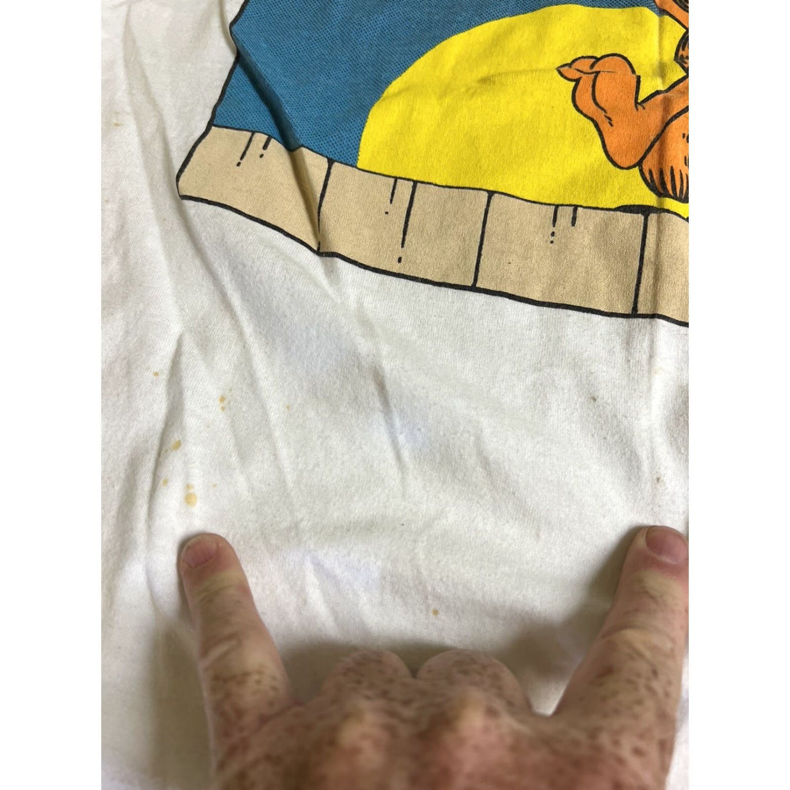 Vintage VINTAGE Sun Garfield T-Shirt White Large Men's Crew Neck Short Sleeve Single Stitch Size US L / EU 52-54 / 3 - 4 Thumbnail