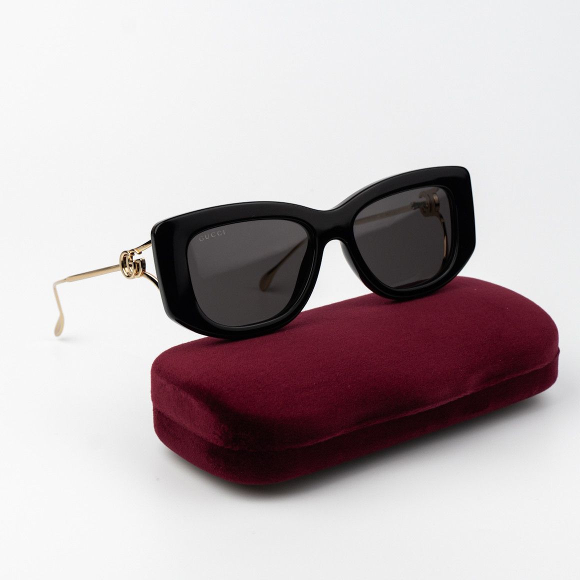 Gucci Gucci Women Sunglasses Butterfly GG1566S 001 BRAND NEW Size ONE SIZE - 1 Thumbnail