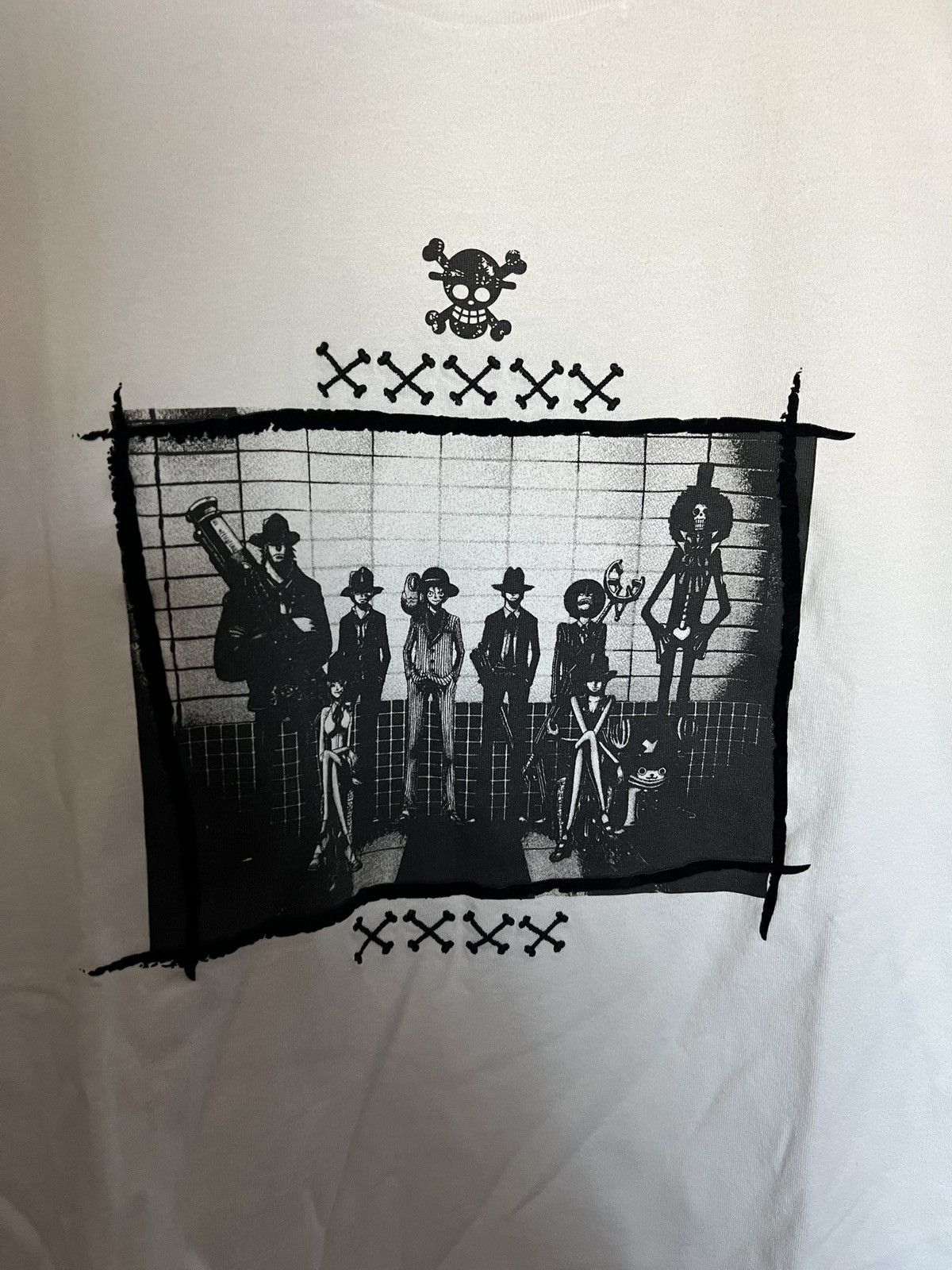 One Piece × Uniqlo Uniqlo One Piece Pirates Collab Anime Shirt Size US L / EU 52-54 / 3 - 2 Thumbnail