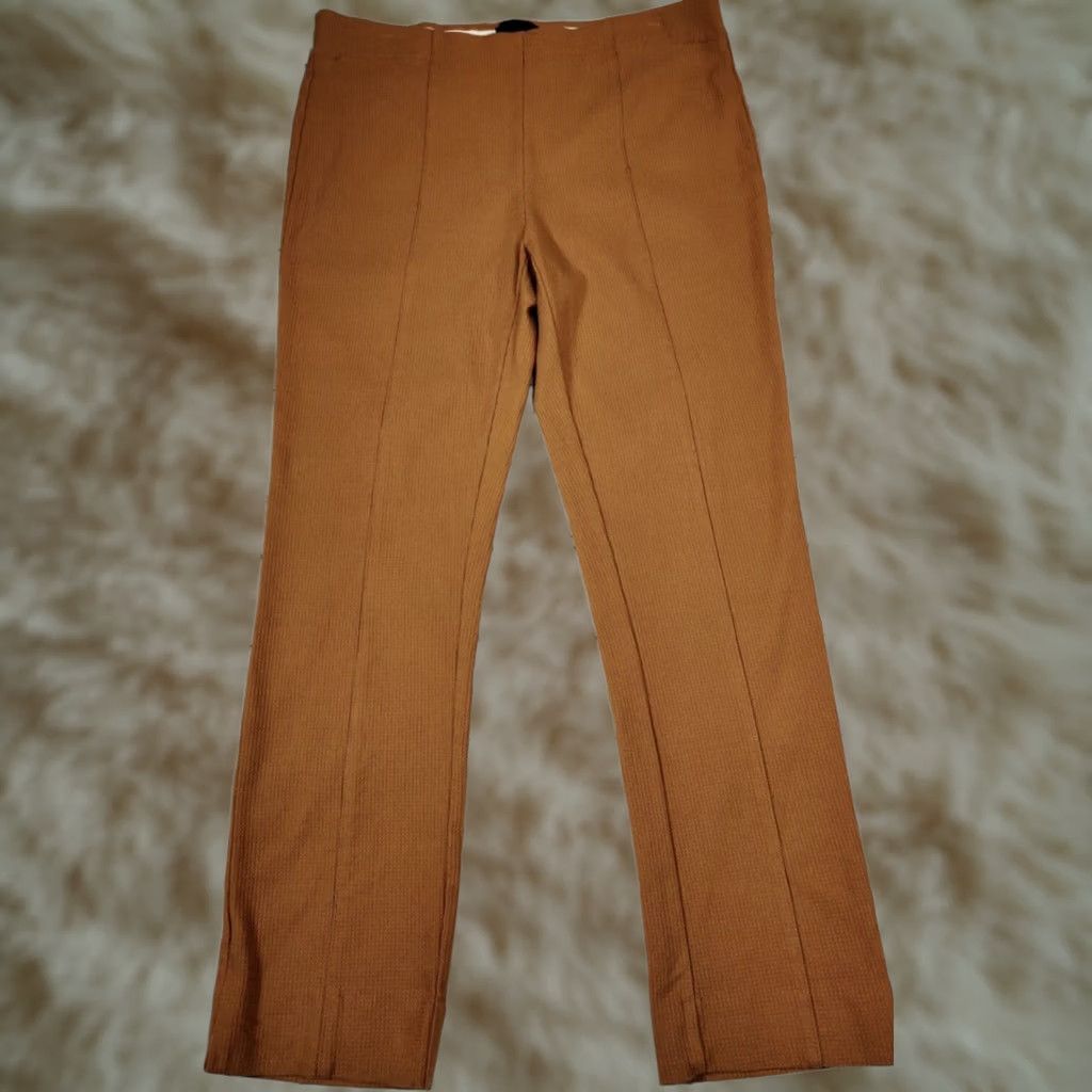 Vintage Eric Womens Pants Cropped Tan 14 Slim Straight Leg Pull On Flat Front Size 14 33x25 Size 36" / US 14 / IT 50 - 1 Thumbnail