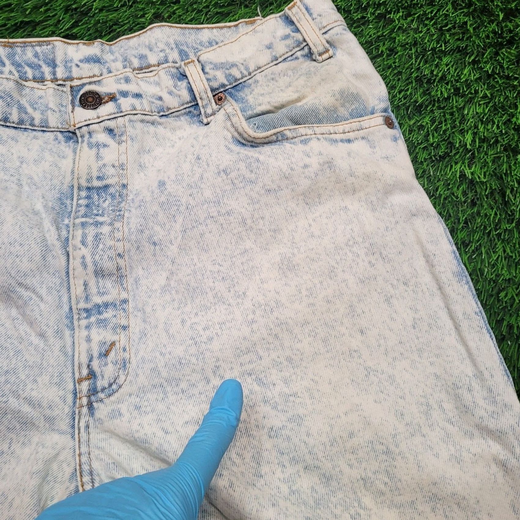 Levi's VTG Levis 550 Jeans Mens 36x30 Baggy Acid Wash 80s Orange Tab Tapered Relaxed Fit 5-Pocket Denim Streetwear Grunge Skate Hip Hop Boys Mens Size US 36 / EU 52 - 4 Thumbnail