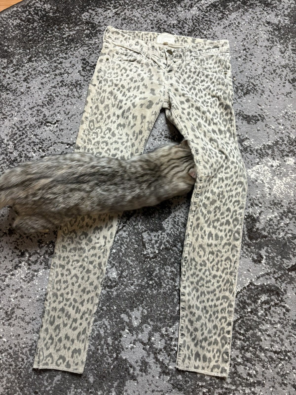 Current/Elliot × Japanese Brand × Vintage Vintage leopard print Current Elliott low waist velvet jeans Size 26" / US 2 / IT 38 - 2 Thumbnail