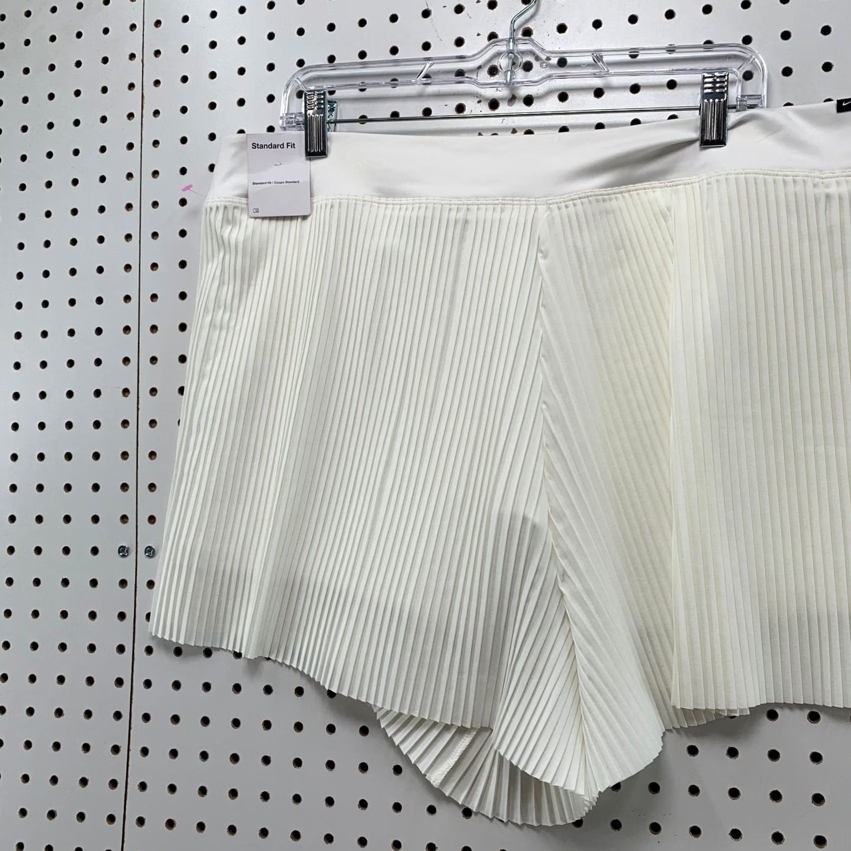 Nike Nike Golf Tennis Short Womens XL White Pleated Dri-FIT NWT Size 40" / US 18 - 7 Thumbnail