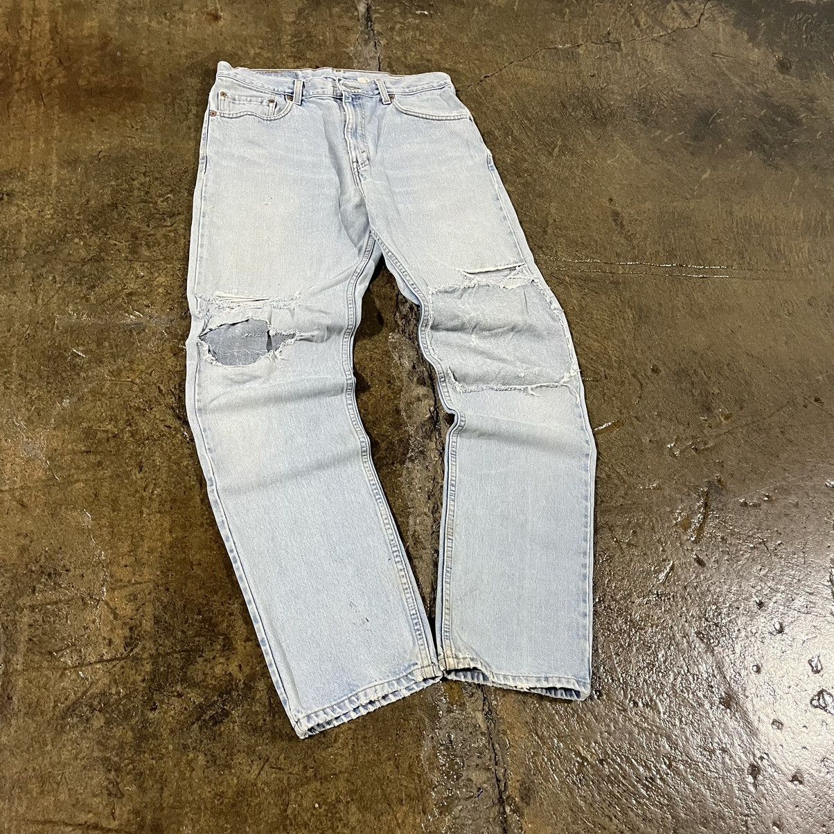 Levi's × Vintage Levi's 505 Vintage 90s Distressed Faded Essential Jeans Size US 34 / EU 50 - 3 Thumbnail