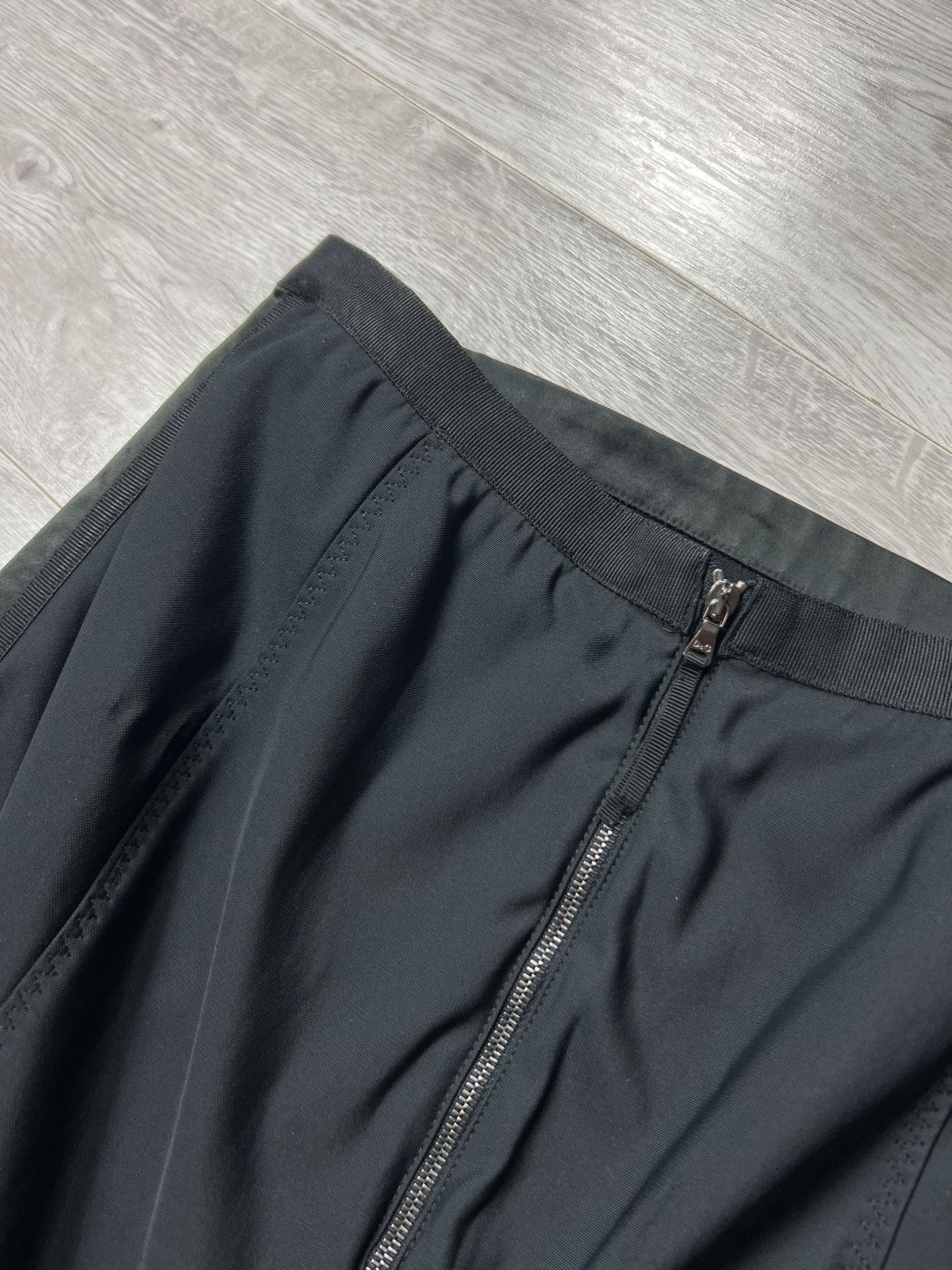 Dolce & Gabbana Dolce & Gabbana Black Satin Pencil Skirt D&G Size IT46 Size 32" / US 10 / IT 46 - 12 Thumbnail