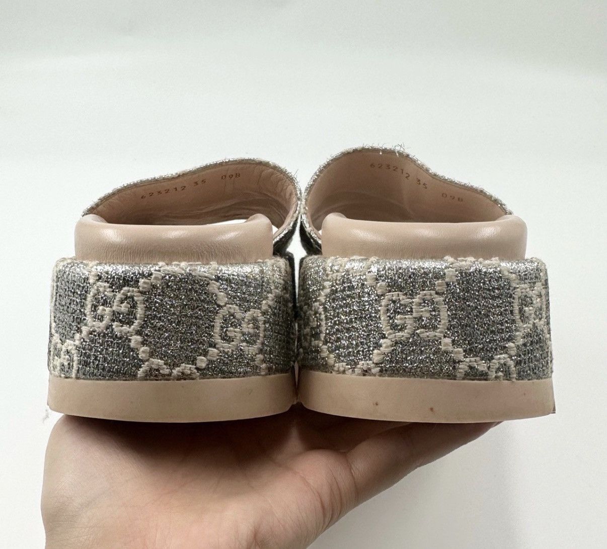Gucci Gucci/Double G Logo Silver Platform Slides K12 Size US 5 / IT 35 - 2 Thumbnail