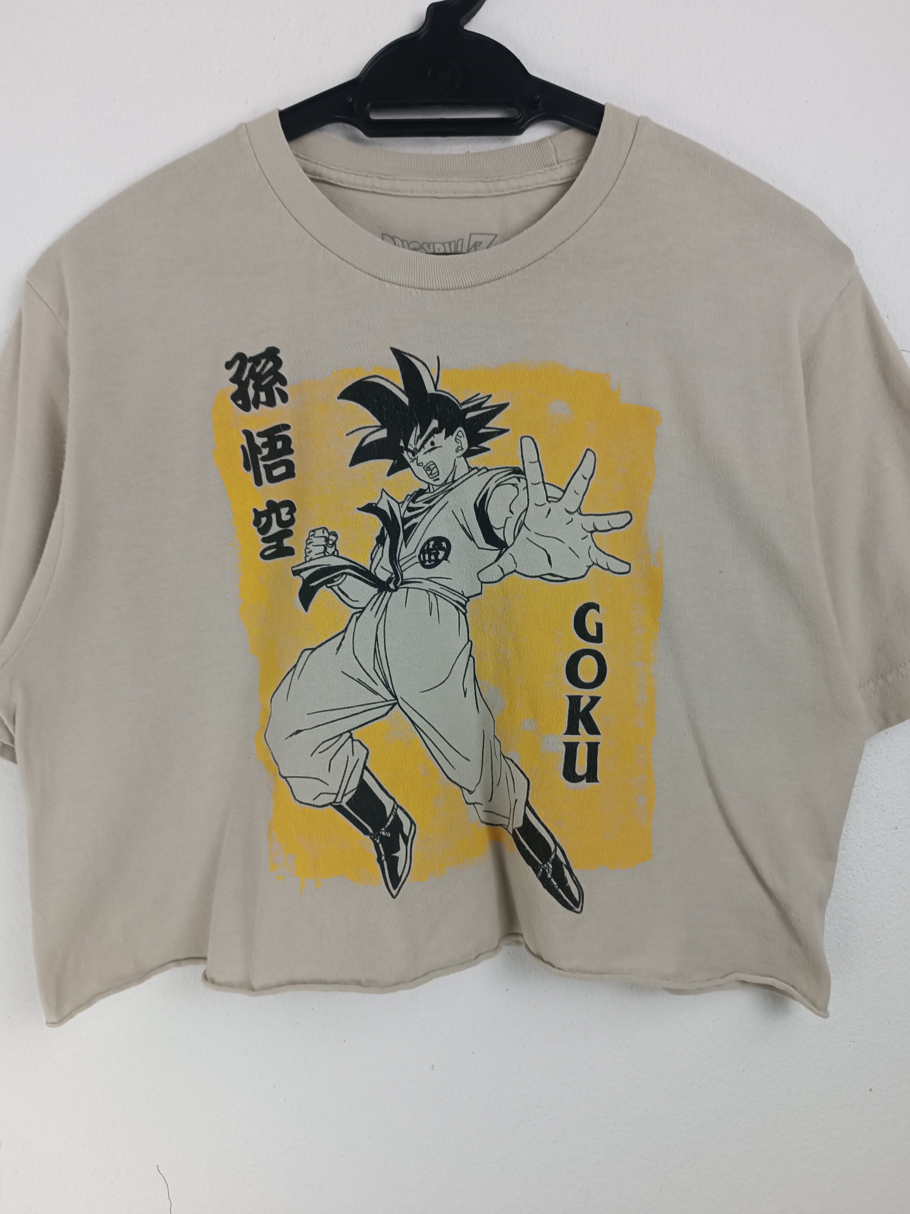 Anime VINTAGE DRAGON BALL GOKU CROP TOP ANIME NARUTO ONE PIECE Size US S / EU 44-46 / 1 - 7 Thumbnail