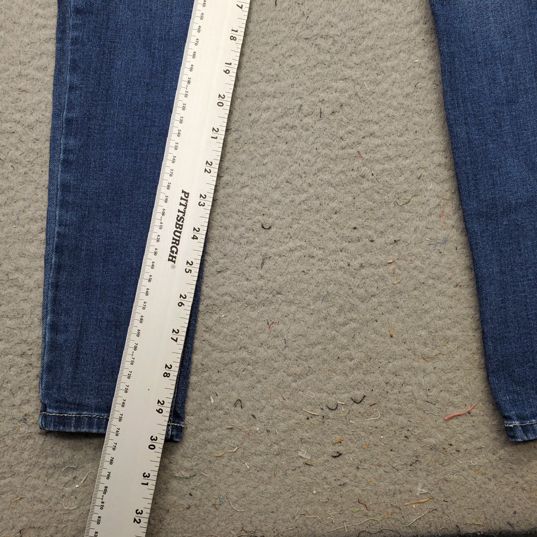 Vintage Flying Monkey Platinum Jeans Womens 25 Blue Denim Distressed Skinny Leg Low Rise Jeans Women 25.5 Inseam 29.75" 5-Pocket Denim Blue Size 42" / US 20 - 4 Thumbnail