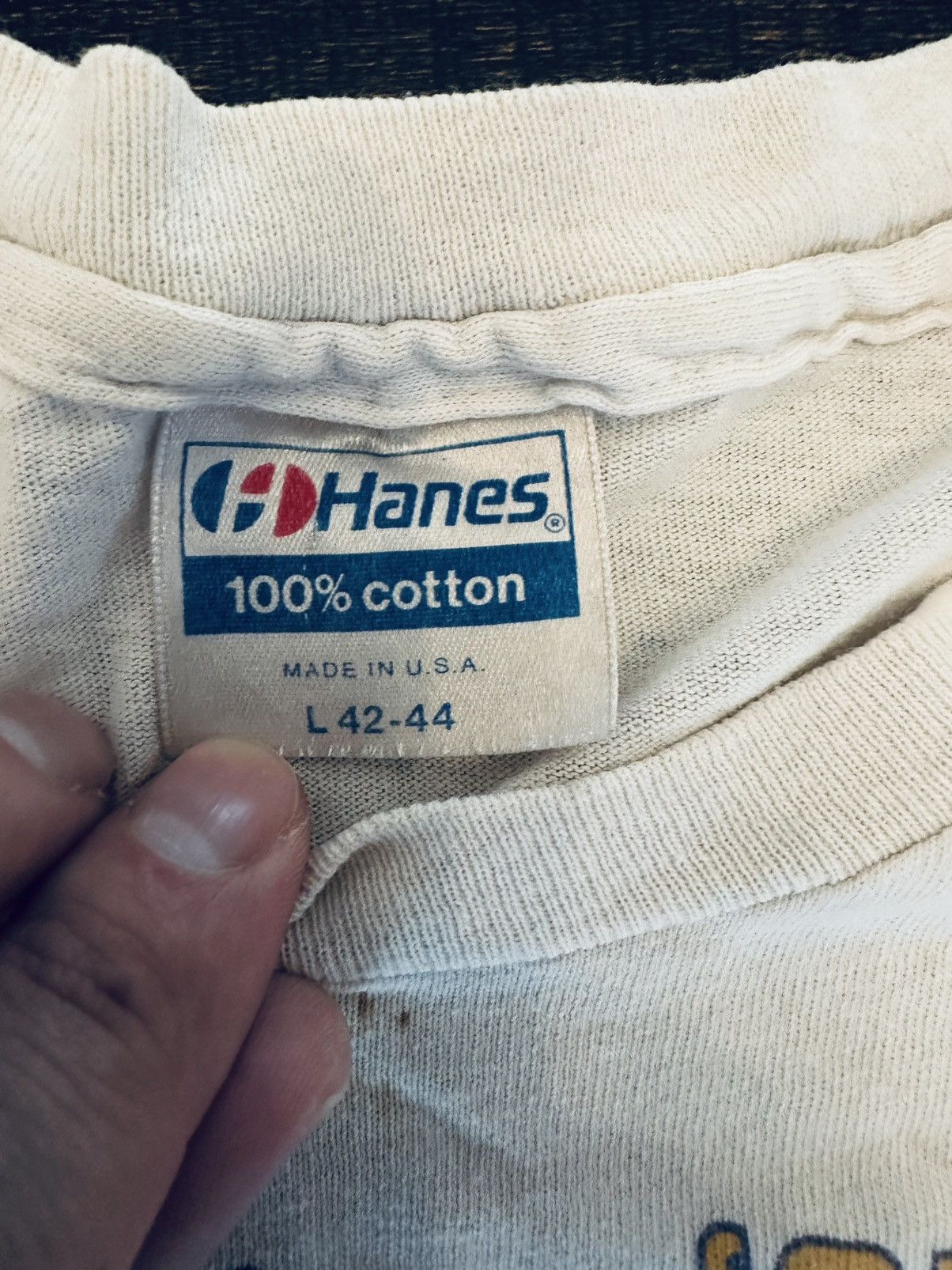 Hanes VTG Los Angeles Lakers Back to Back World Champs 1987-1988-L Size US L / EU 52-54 / 3 - 7 Thumbnail