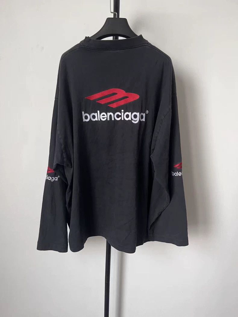 Balenciaga Balenciaga Logo monogrammed crewneck long-sleeve T-shirt Size US M / EU 48-50 / 2 - 2 Thumbnail