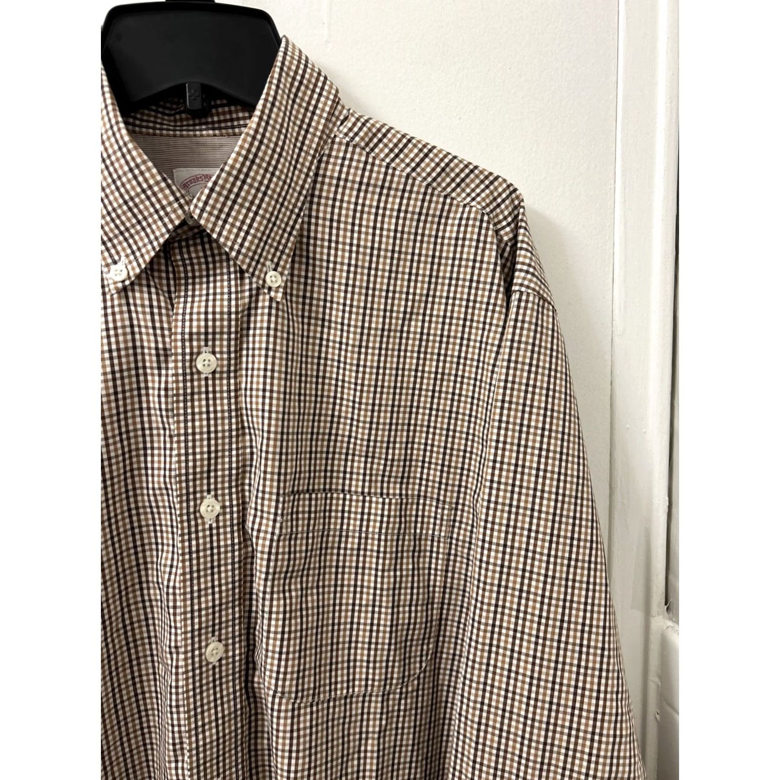 Brooks Brothers Brooks Brothers Original Polo Shirt Mens Medium Brown Plaid Regular Fit Non Iron Shirt Size US M / EU 48-50 / 2 - 4 Thumbnail