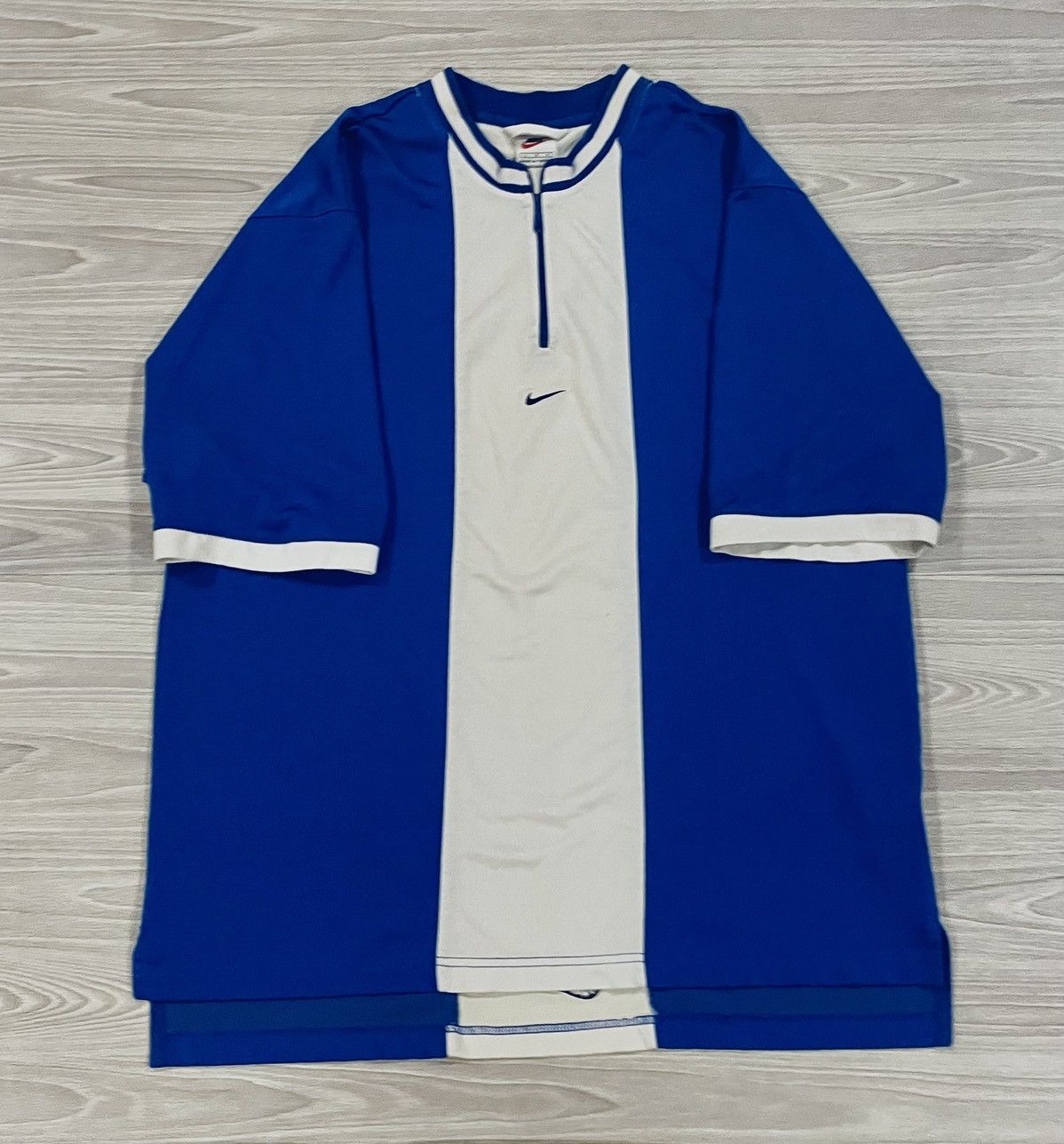 Nike Vintage 90s Nike Blue Center Swoosh Jersey Men’s Size Large Size US L / EU 52-54 / 3 - 1 Thumbnail