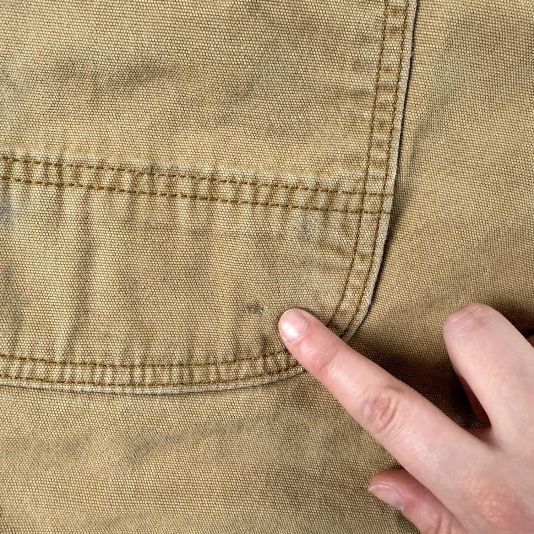 Carhartt Carhartt Cargo Shorts Mens 36 Beige Relaxed Fit Workwear Distressed Canvas Size US 36 / EU 52 - 4 Thumbnail