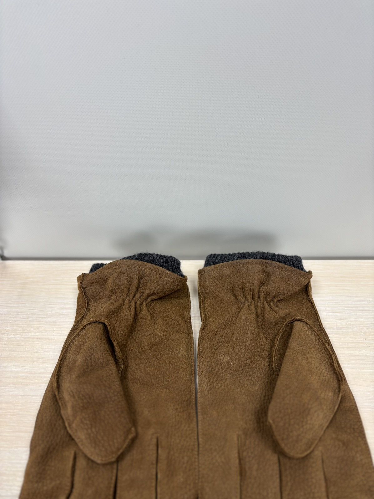 Polo Ralph Lauren × Ralph Lauren Gloves Polo Ralph Lauren Size XL Color Brown Size ONE SIZE - 7 Thumbnail