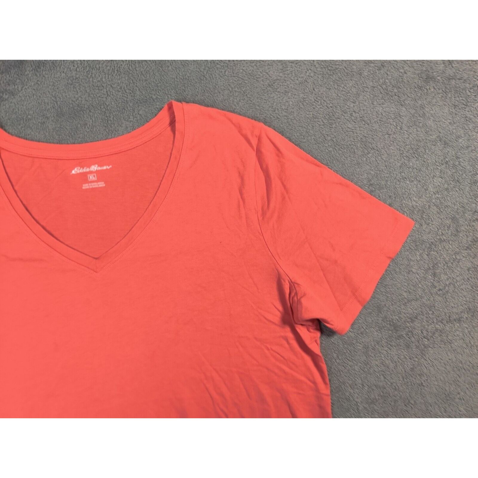 Eddie Bauer Eddie Bauer Shirt Adult Mens XL Solid Dark Pink V-Neck Size US XL / EU 56 / 4 - 3 Thumbnail
