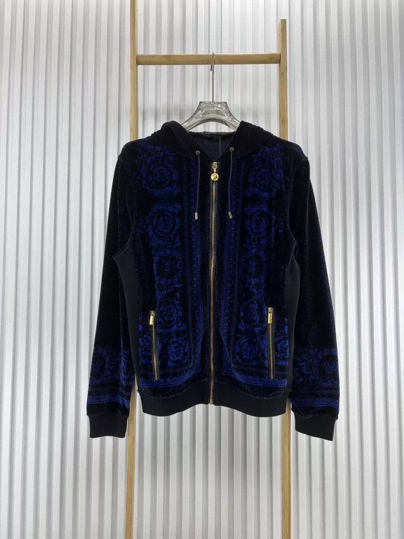 Versace Versace Velvet coat Size US S / EU 44-46 / 1 - 1 Thumbnail