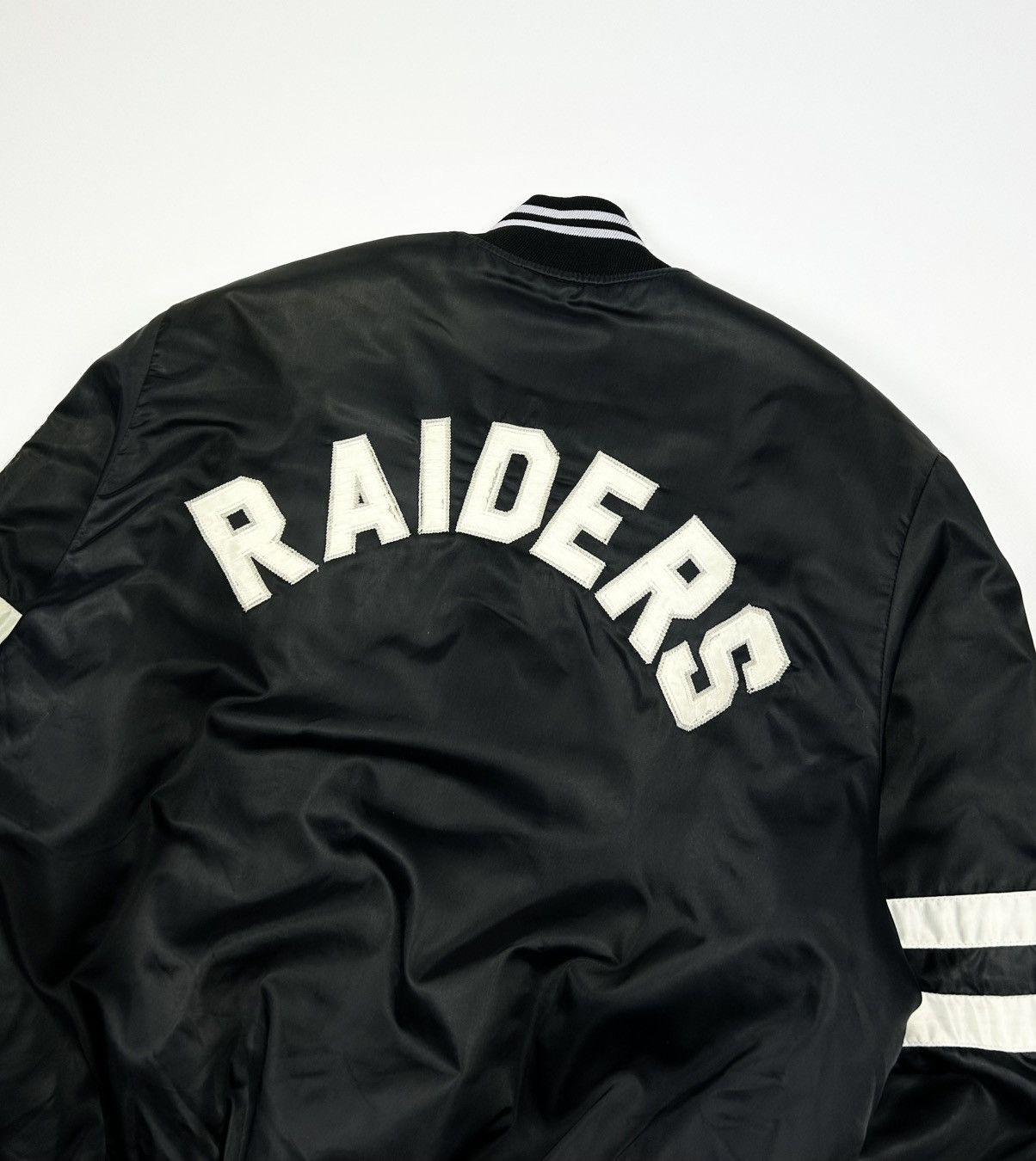 NFL Vintage Raiders Varsity NFL 90s Bomber Jacket Size US XL / EU 56 / 4 - 11 Thumbnail