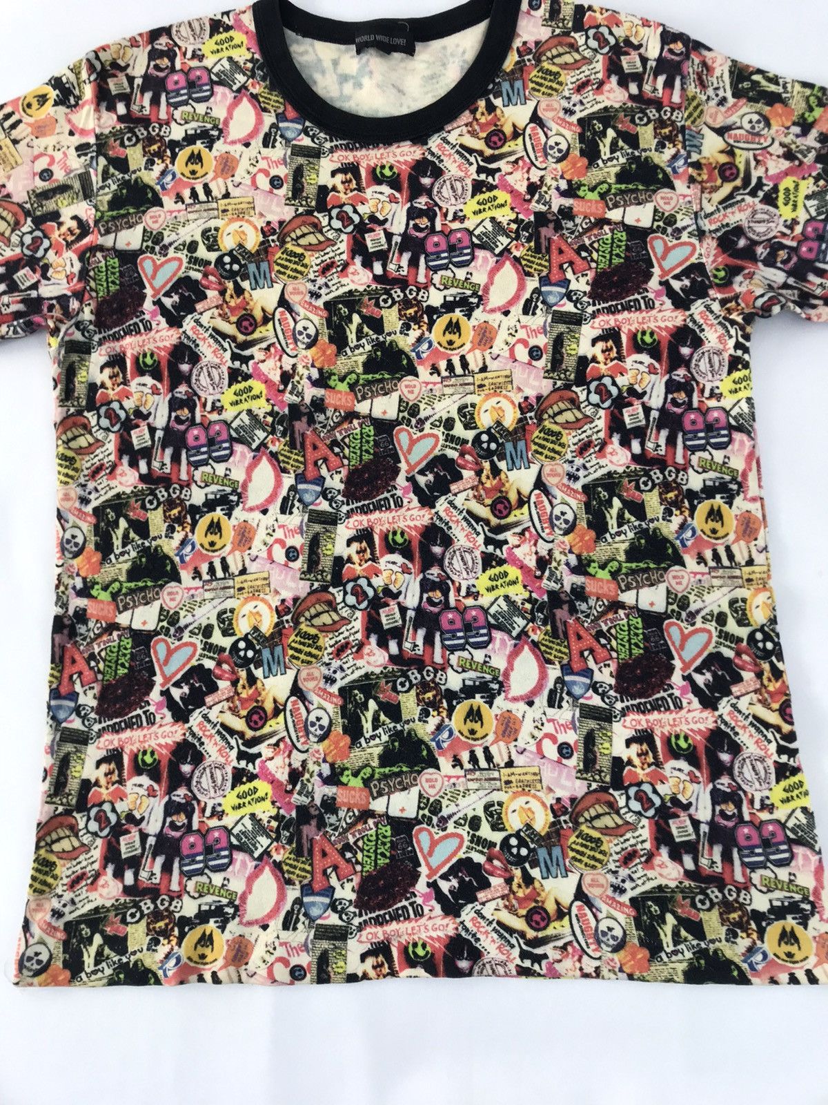 Vintage World Wide Love Sticker Style Over Printed Logo Tee Size US M / EU 48-50 / 2 - 3 Thumbnail
