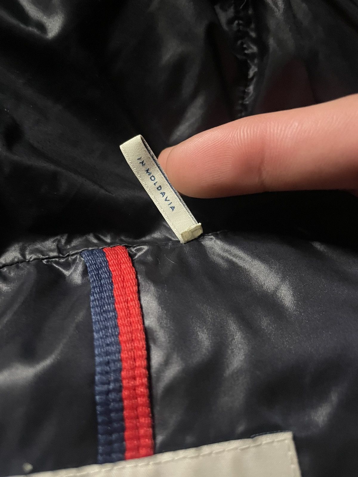 Moncler Moncler Giubbotto Down Puffer Jacket Size US S / EU 44-46 / 1 - 17 Thumbnail