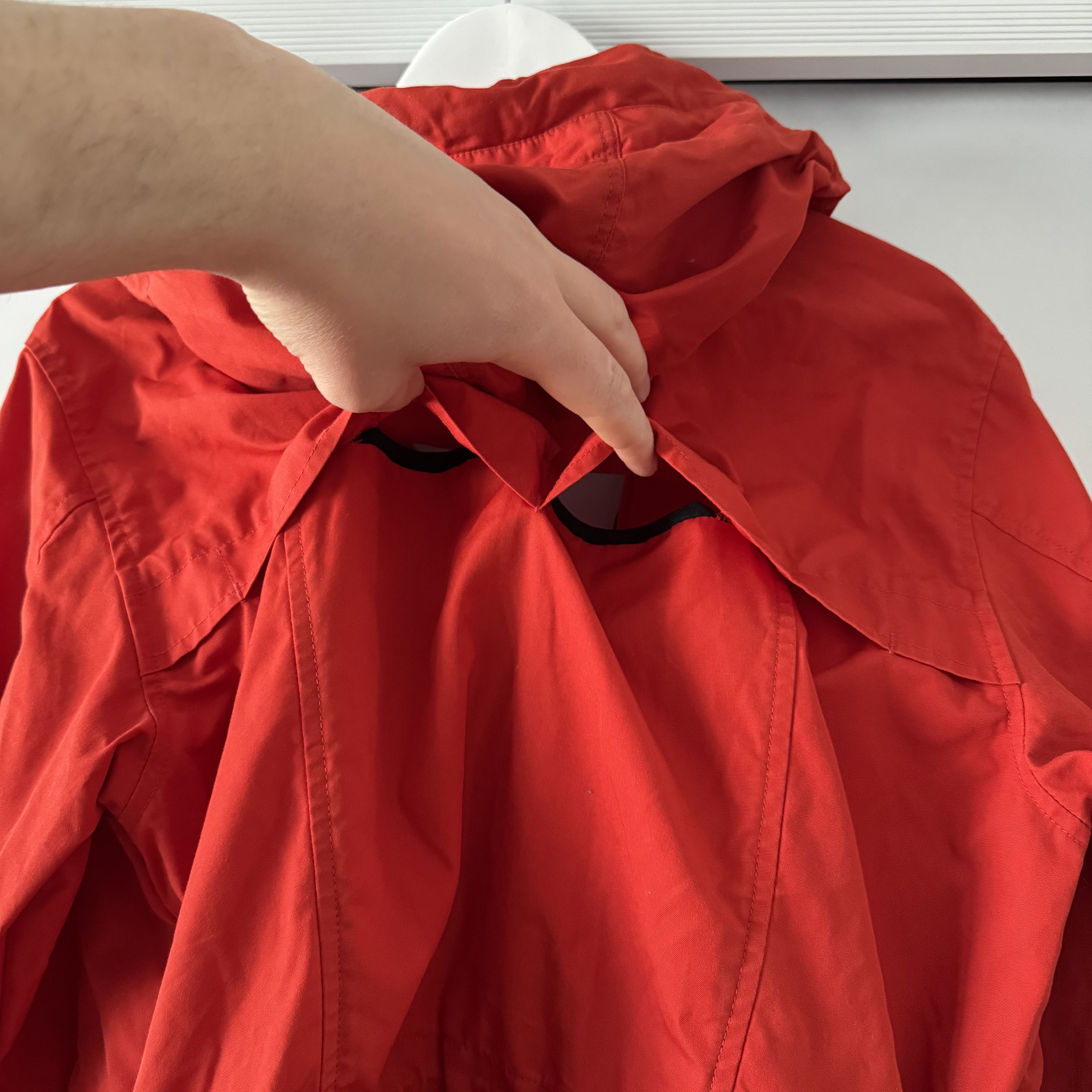 Arc'teryx Women's Sasta Sweden Outdoor Red/Orange Hooded Jacket Size M / US 6-8 / IT 42-44 - 11 Thumbnail