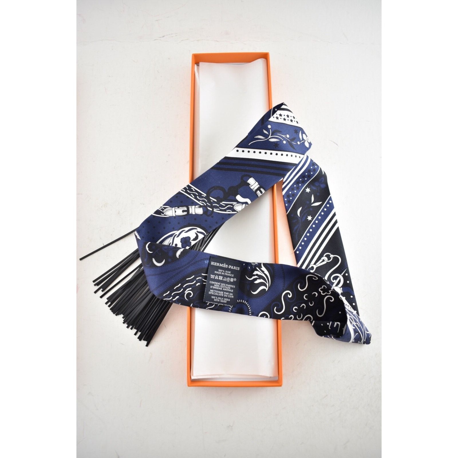 Hermes Hermes Scarf Festival Des Amazones Noir Black Fringe Leather Size ONE SIZE - 9 Thumbnail