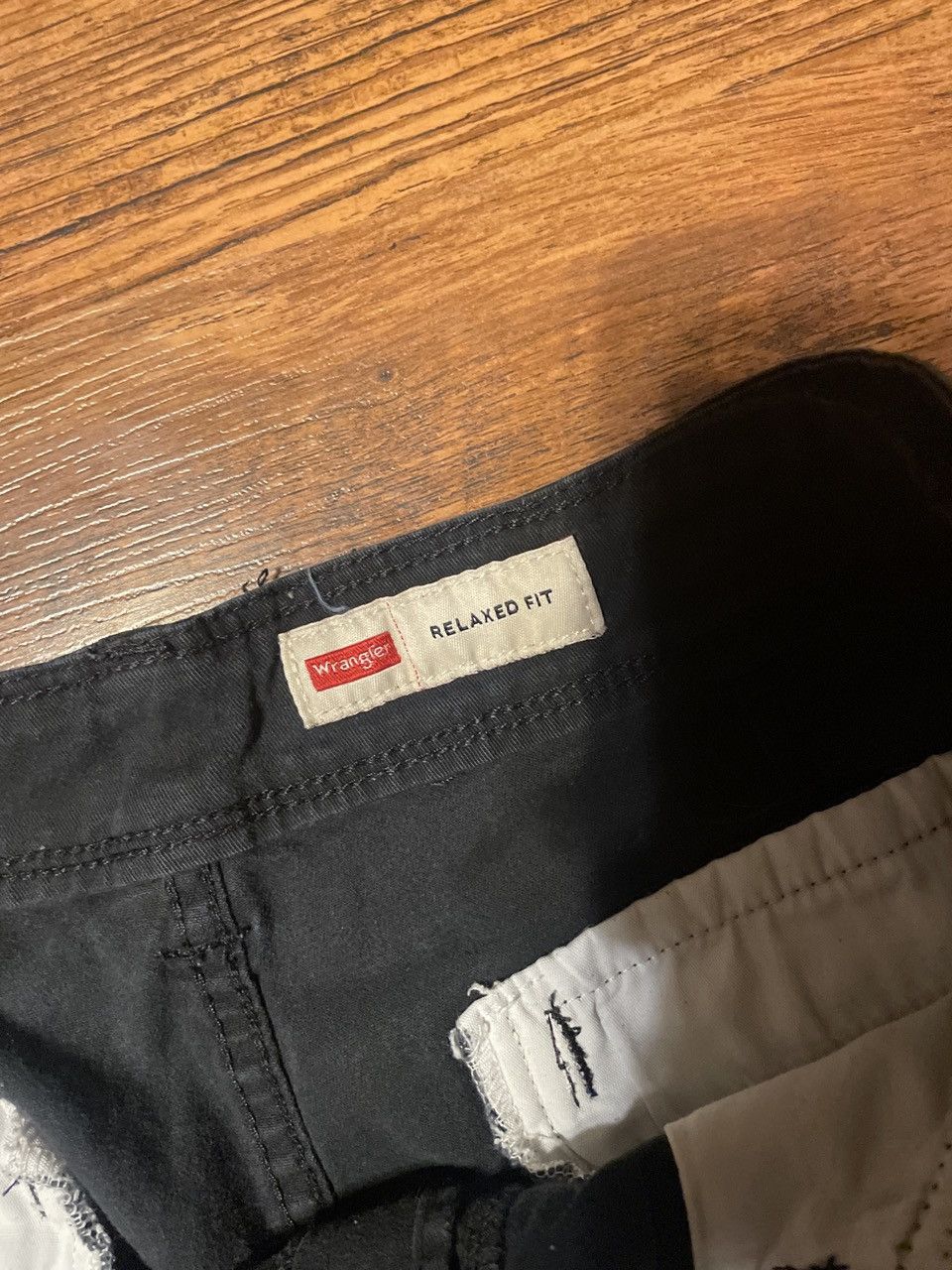 Wrangler Vintage Wrangler Black Cargo Shorts Size US 33 - 3 Thumbnail