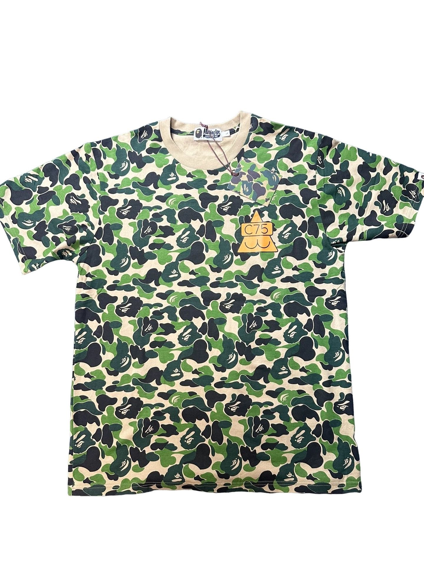 Bape BAPE ABC Camo C75 T-Shirt Size L Size US L / EU 52-54 / 3 - 1 Thumbnail