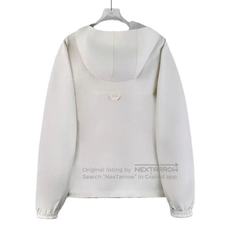 Louis Vuitton Louis Vuitton 22 white logo full print hooded zipper long Size US M / EU 48-50 / 2 - 4 Thumbnail