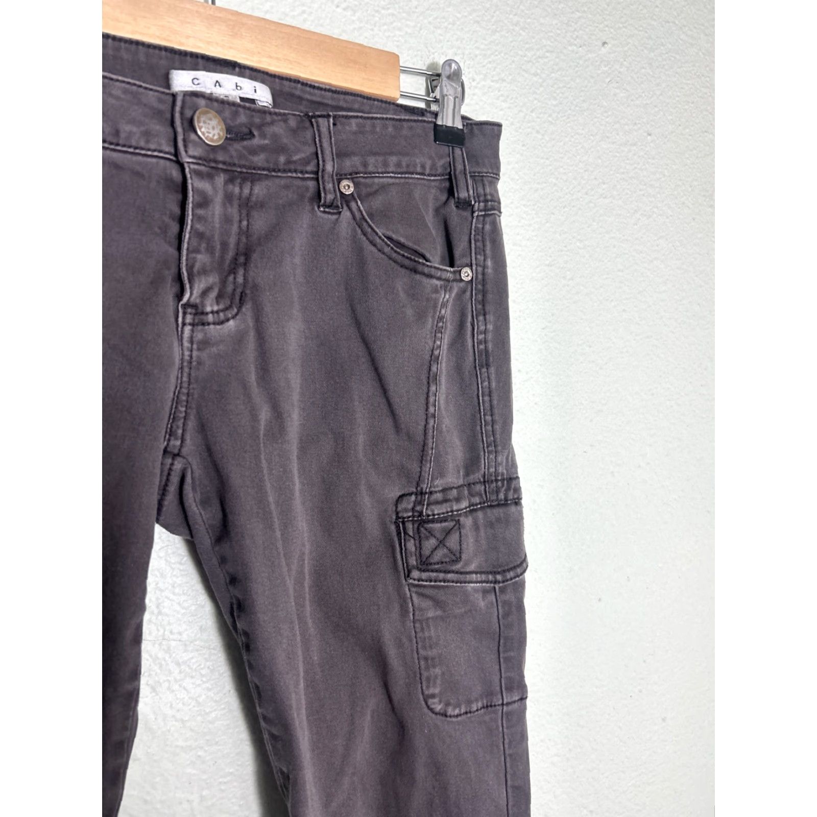 Vintage CAbi Womens Size 6 Brown Slim Stretch Cargo Pants 30x31 Pants Womens Brown Cargo Slim Stretch 30 31 Size 28" / US 6 / IT 42 - 5 Thumbnail