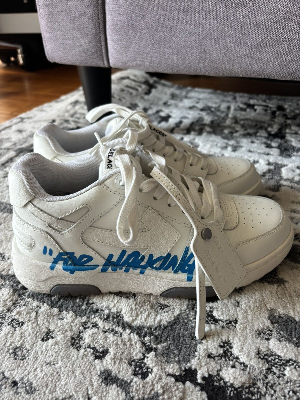 Off-White Off-White Out Of Office “For Walking” Sneaker Size US 8.5 / IT 38.5 - 7 Thumbnail