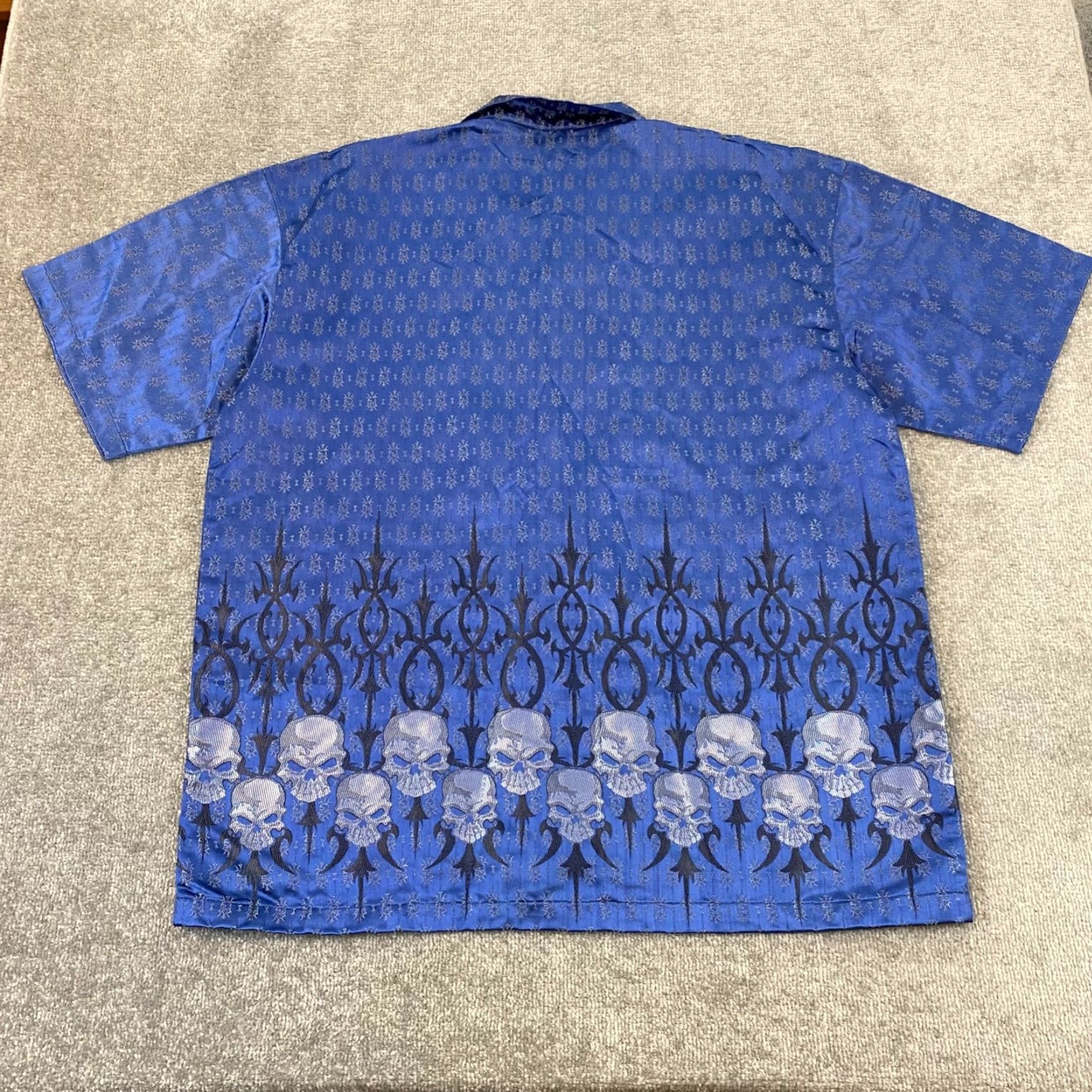 Vintage VINTAGE MT:2 Shirt Mens 3XL Blue All Over Skull Print Grunge Shiny Sword Button Up Y2K Size US M / EU 48-50 / 2 - 7 Thumbnail