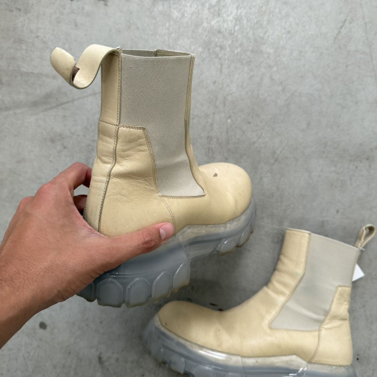 Rick Owens Rick Owens Bozo Tractor Boot Parchment (EU40) Size US 7 / EU 40 - 5 Thumbnail