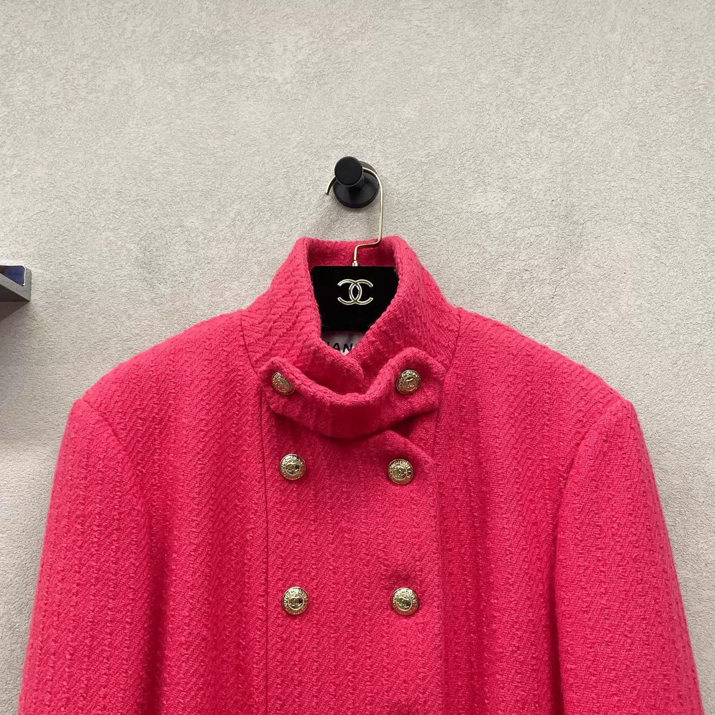 Chanel CHANEL Women's Pink Elegant Metal Button Jacket Size XS / US 0-2 / IT 36-38 - 3 Thumbnail