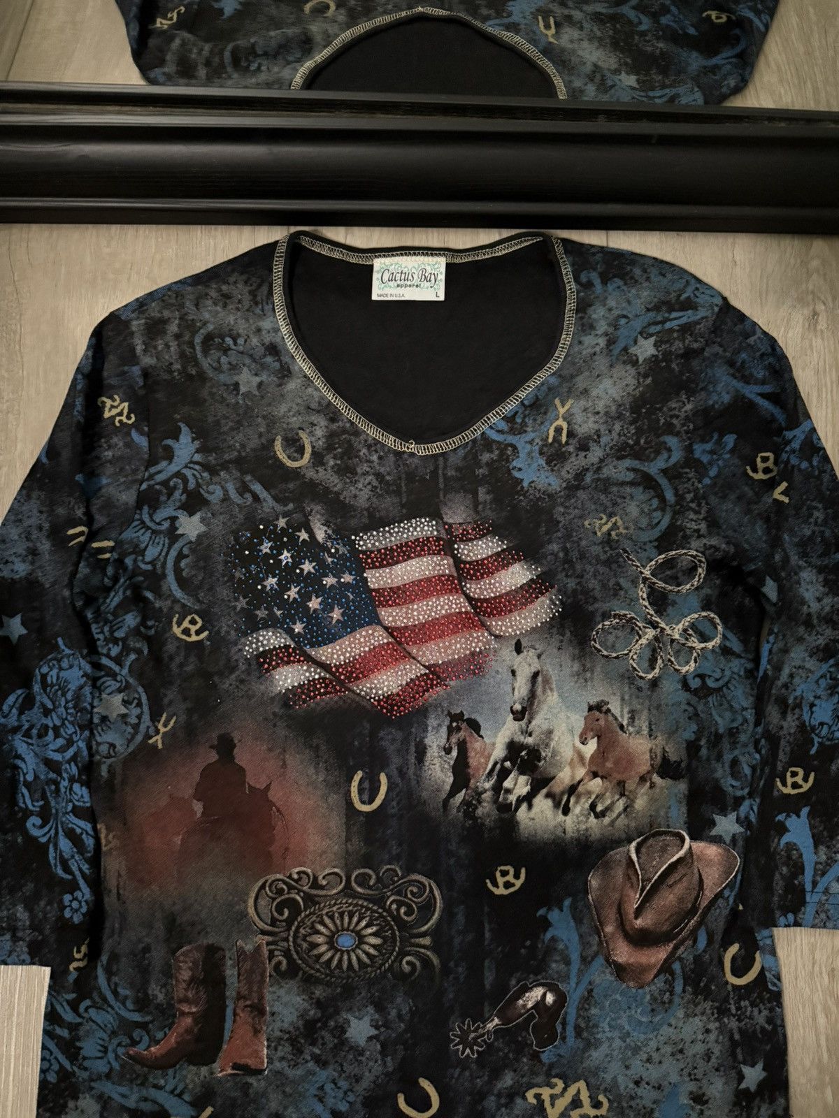 Ed Hardy × Vintage Vintage / Y2K Cactus Bay Cowboy & Horses Women’s Long Sleeve Size L / US 10 / IT 46 - 3 Thumbnail