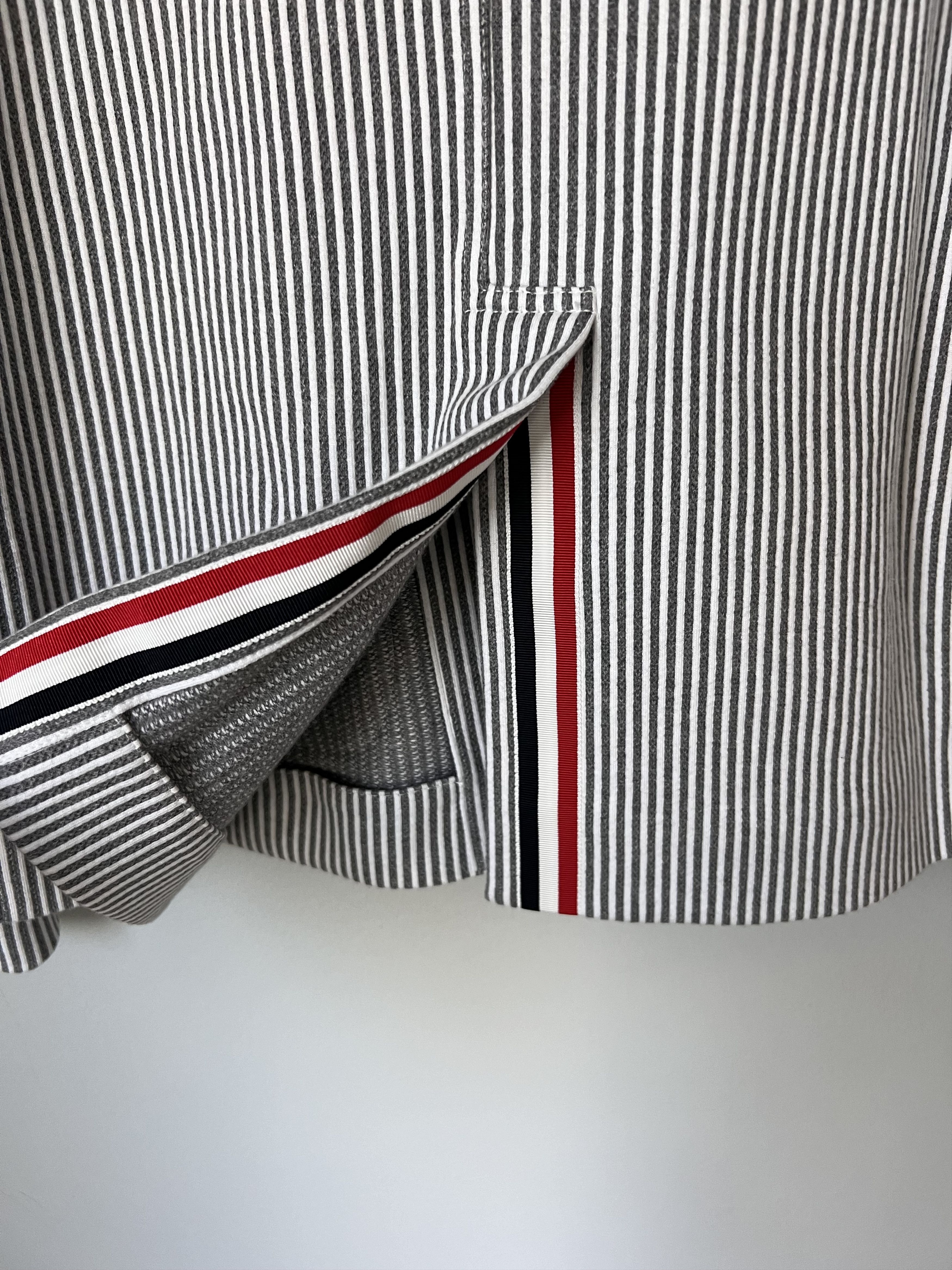 Thom Browne Thom Browne 4 Bar Seersucker Loopback Sack Jacket Size US L / EU 52-54 / 3 - 9 Thumbnail