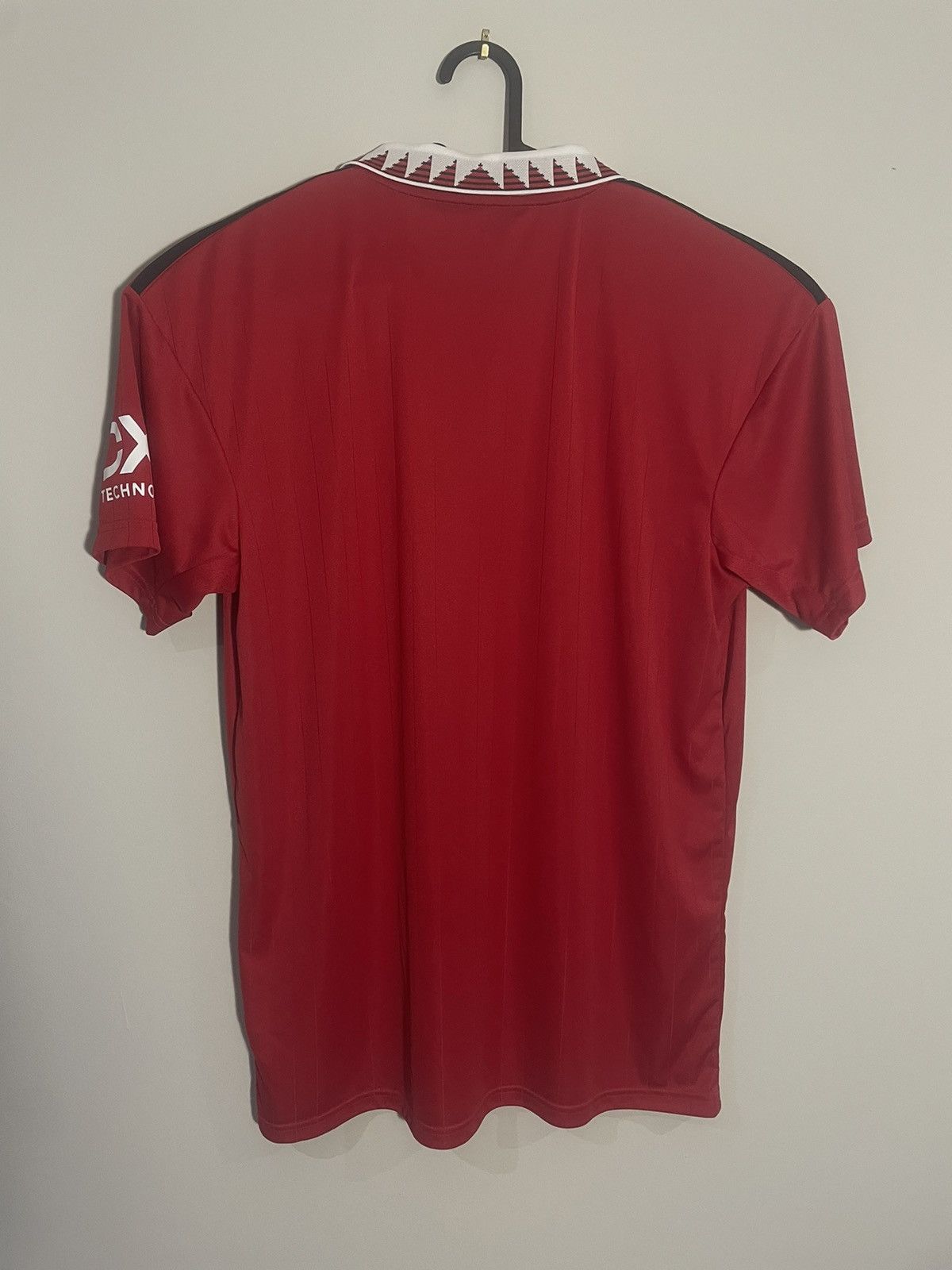 Adidas OFFICIAL ADIDAS MANCHESTER UNITED 22/23 HOME JERSEY Size US L / EU 52-54 / 3 - 6 Thumbnail